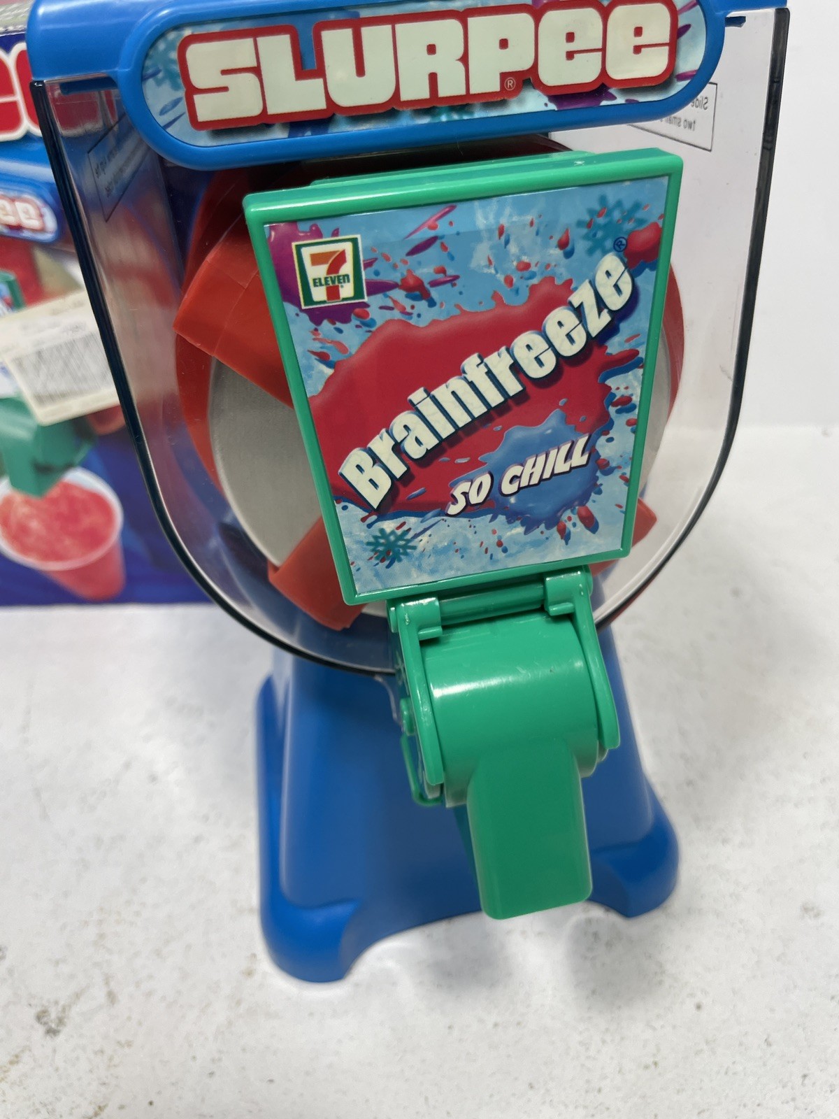Motorized SLURPEE Automatic Frozen Drink Maker Machine Brain Freeze 2005