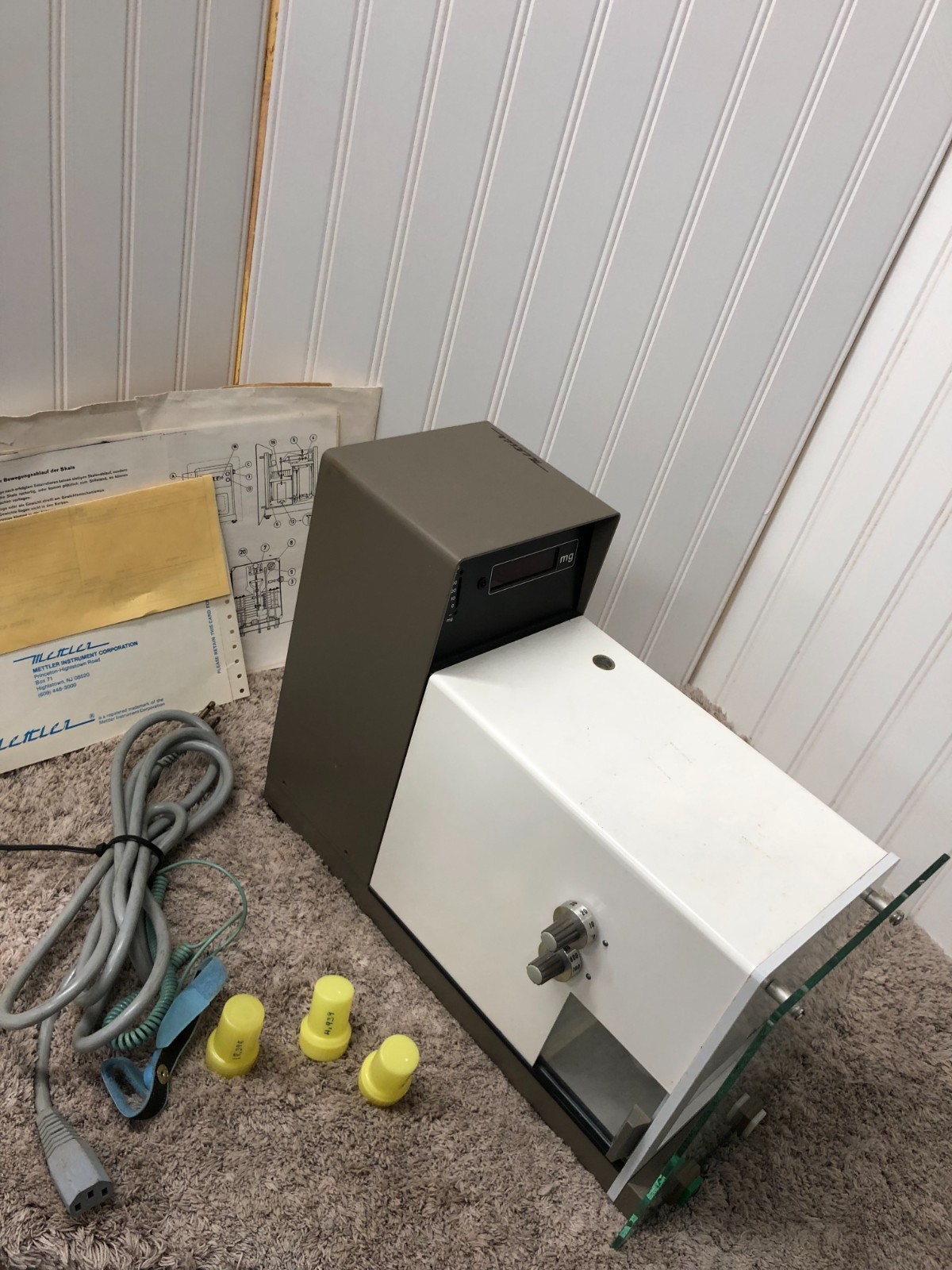 METTLER TOLEDO ME30 MICROBALANCE 707884 185-245V 50/60HZ