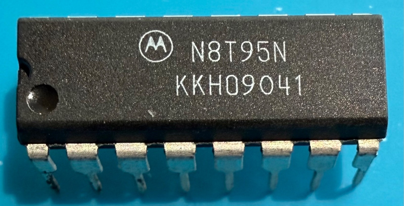 Motorola KKH09041 Integrated Circuit