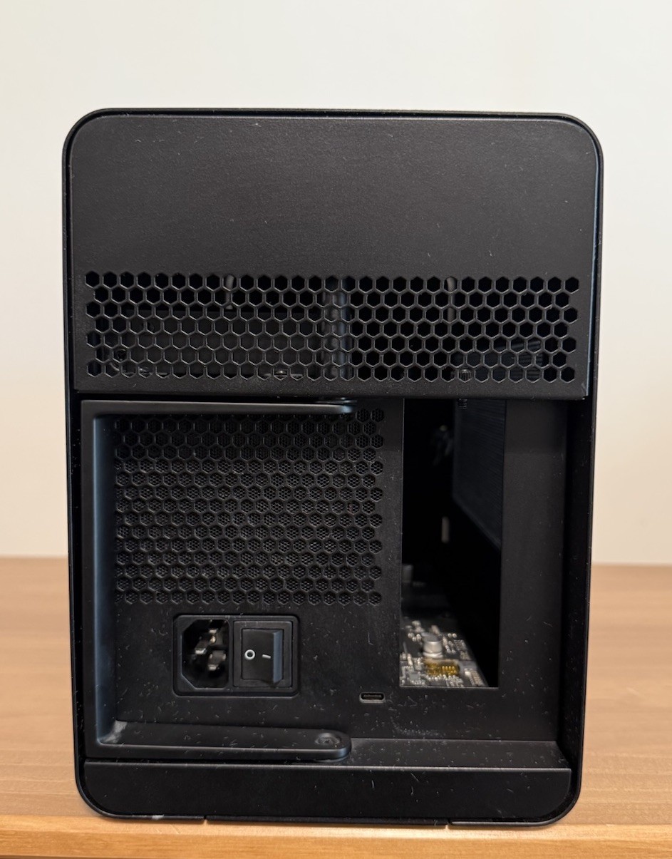 Razer Core X Thunderbolt 3 External Graphics Enclosure RC21-0131 Tested Working