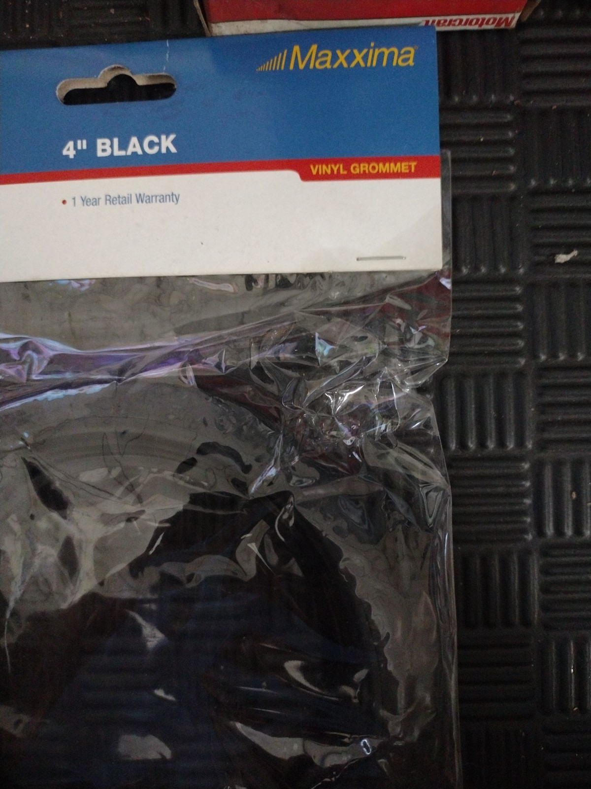 M50400-B - Maxxima 4" Black Vinyl Grommet
