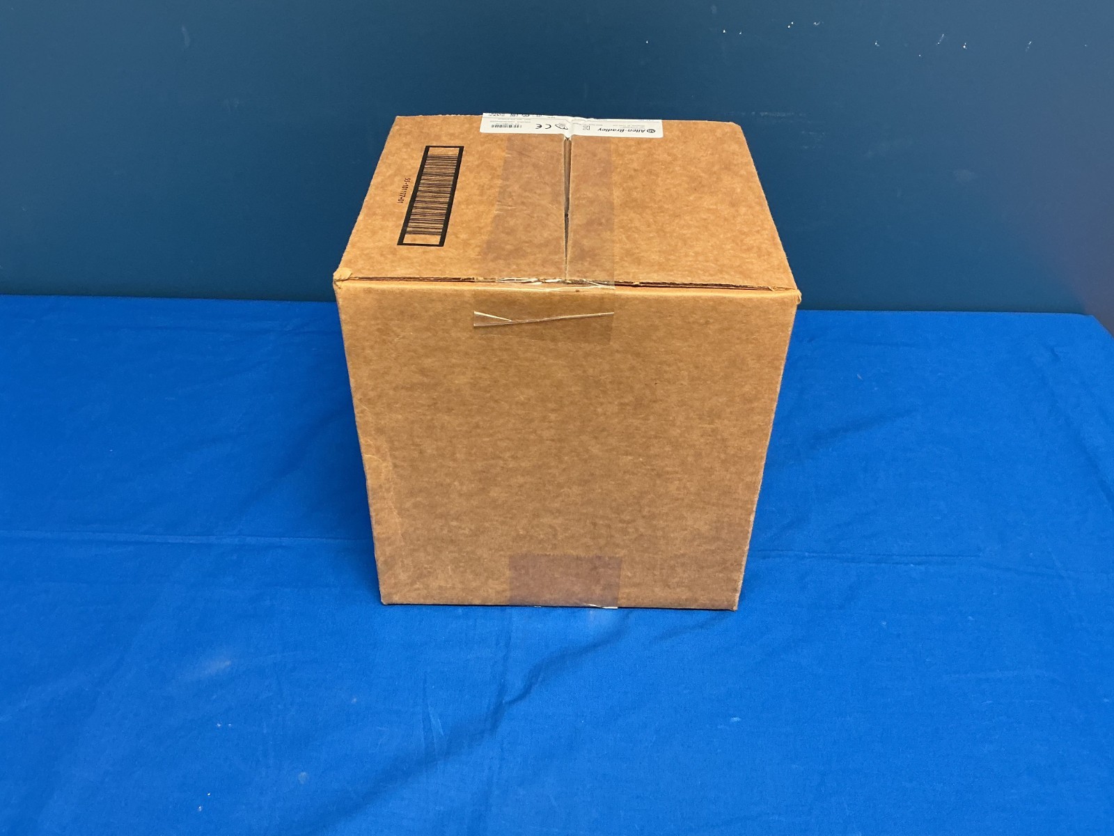 Brand New Allen Bradley 1783-HMS16T4CGN Stratix 5400 16-FE Ethernet Switch