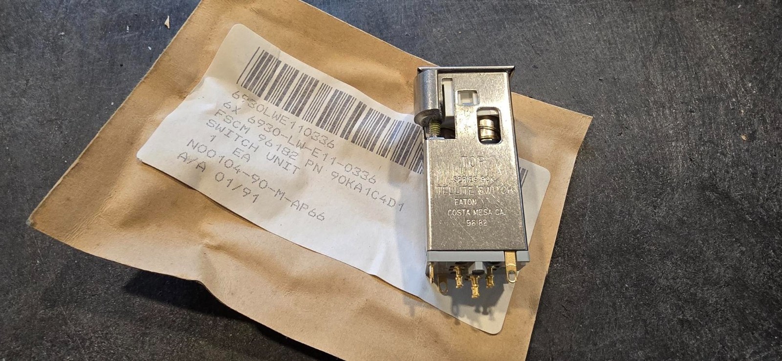 SAFRAN ELECTRONICS & DEFENSE SWITCH 90KA1C4D1 5930-01-034-1906