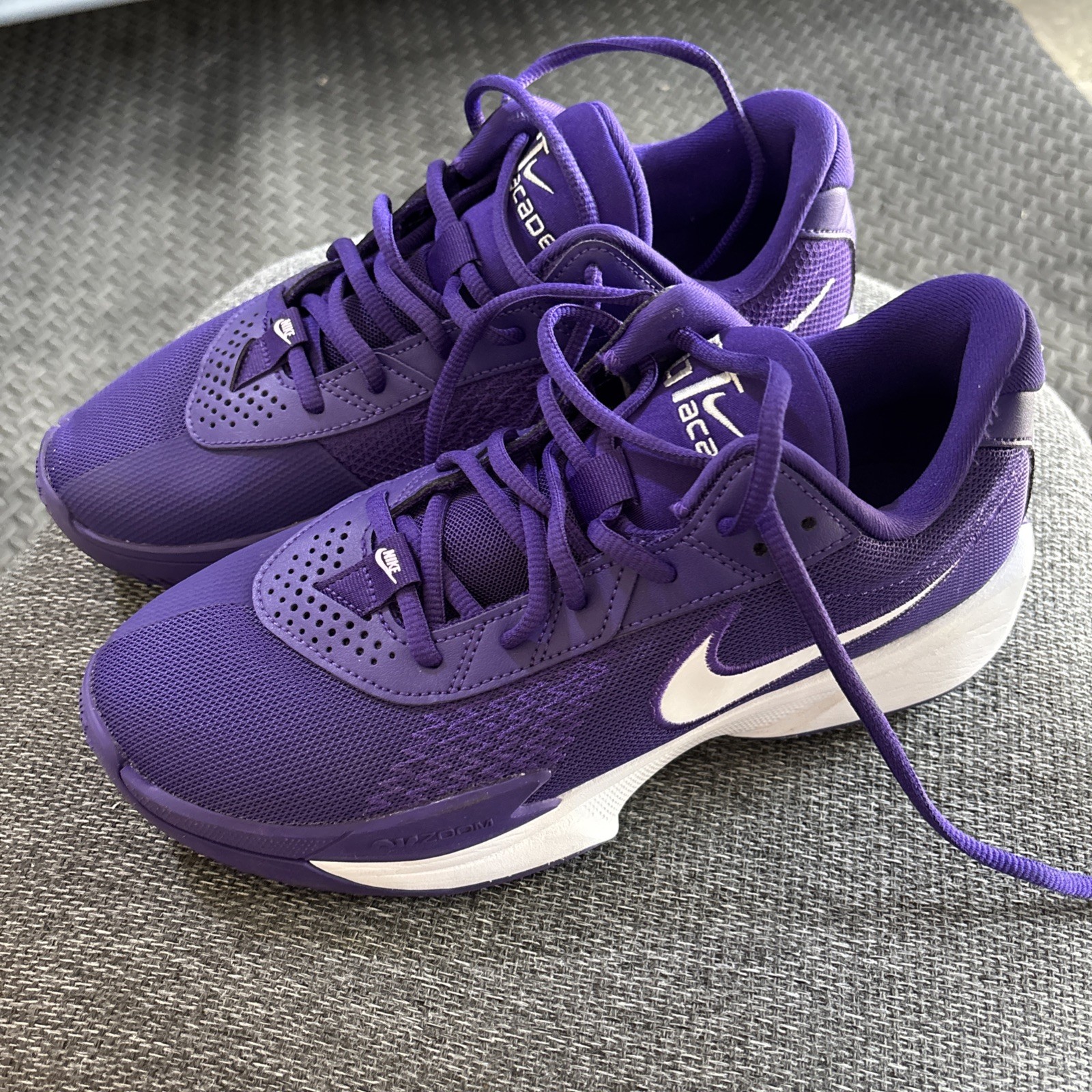 Nike Air Zoom GT Cut Academy TB Court Purple Shoes FV1298-500 Men’s Size 9