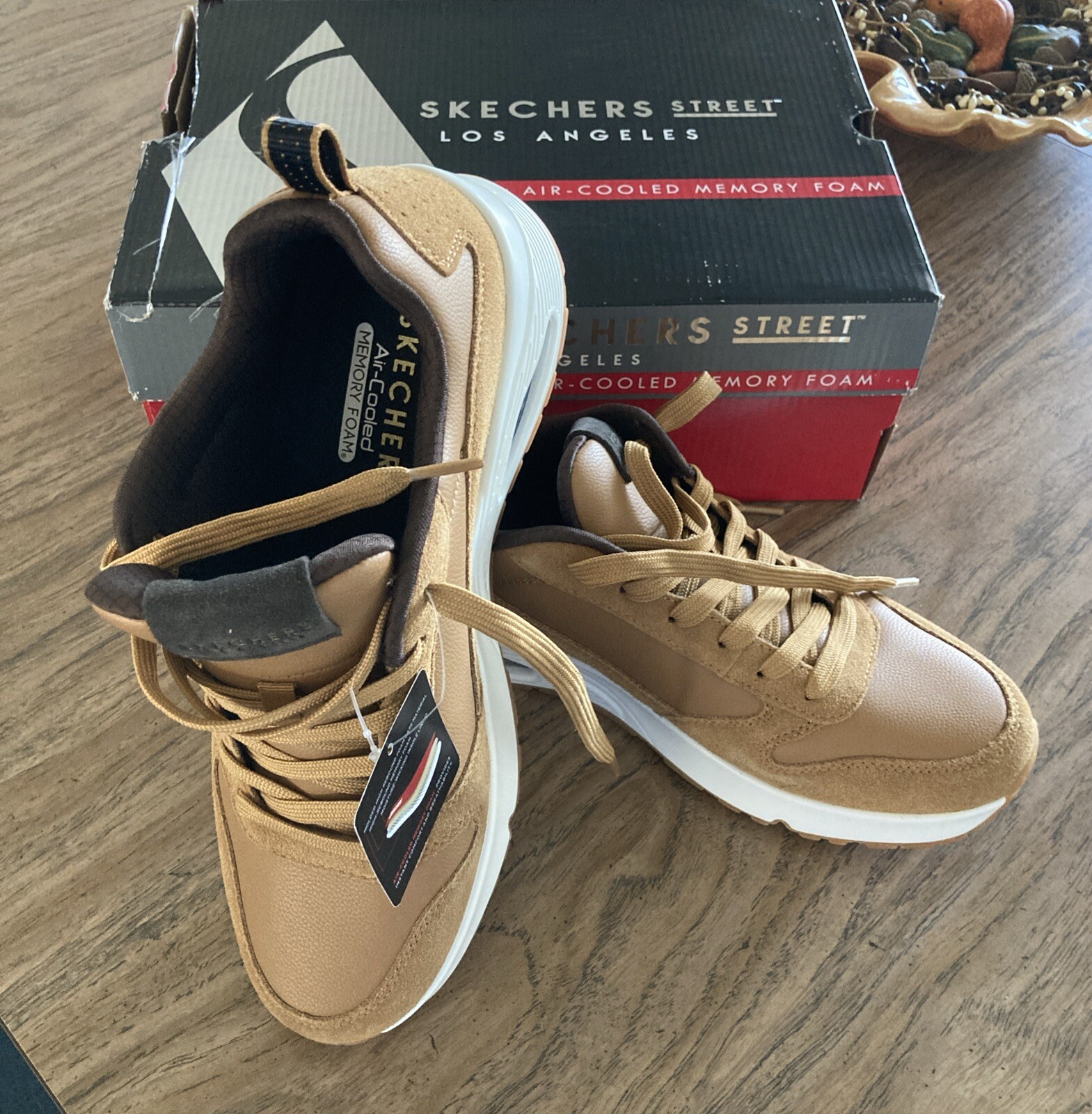 NEW! MENS SKECHERS STREET LOS ANGELES Sz 9 52468 WSK Uno-stacre WHISKEY SHOES