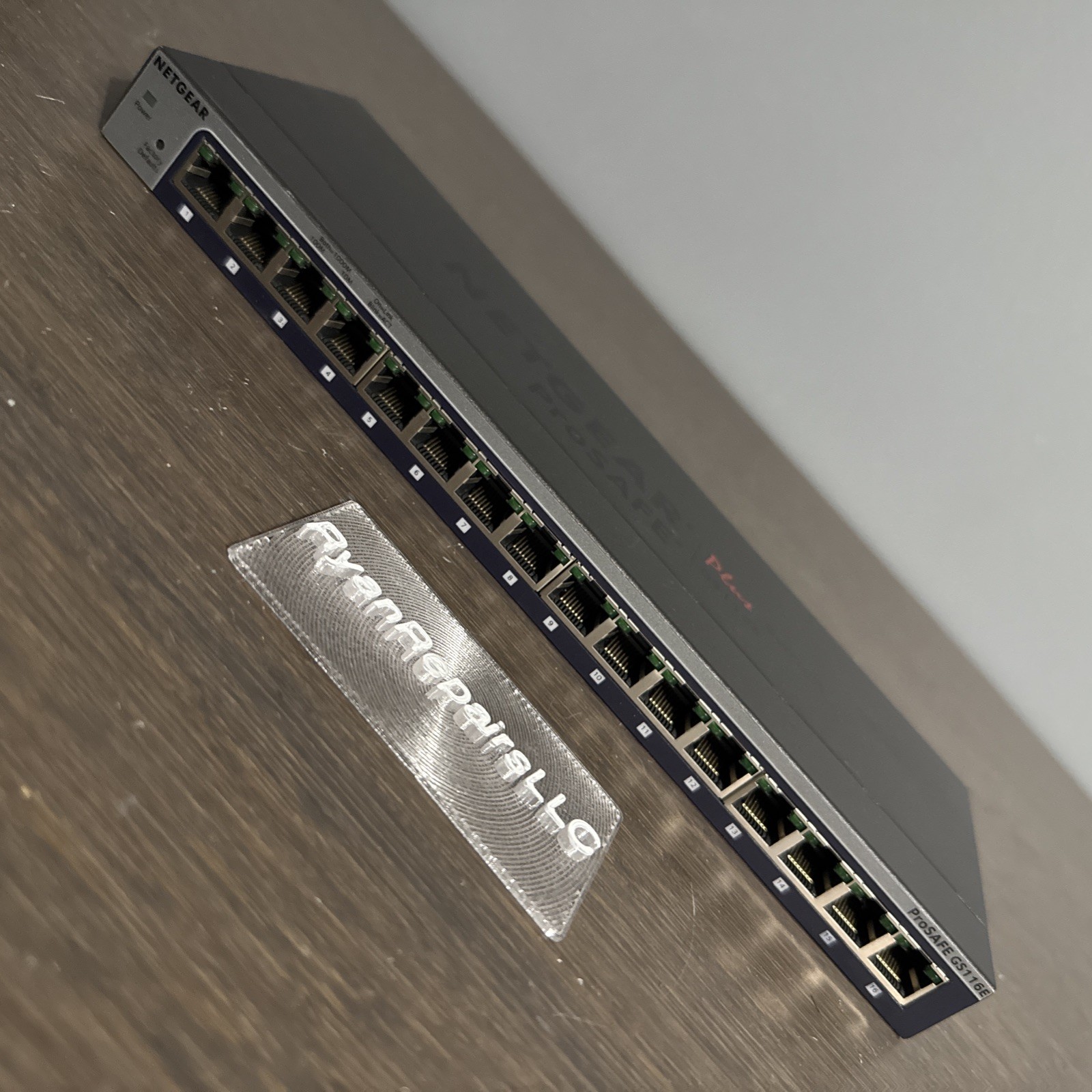 Netgear ProSafe GS116E 16-Port Gigabit Switch Used UNTESTED