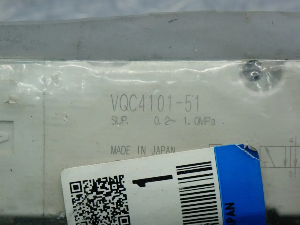 SMC PNEUMATIC SOLENOID VALVE VQC4101-51