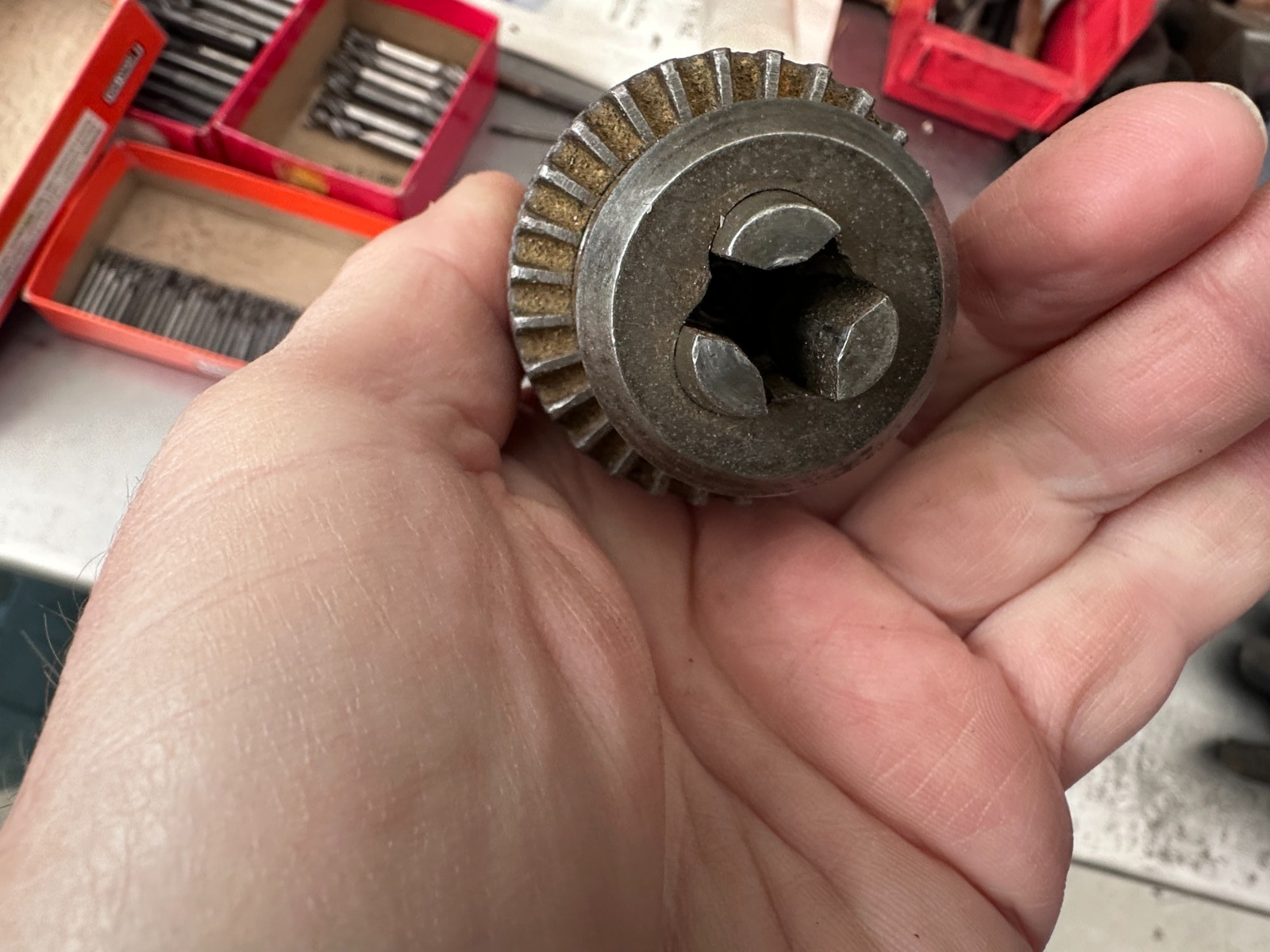 Jacobs No 32 Drill Chuck, 0-3/8" Capacity, #2 MT Shank, Chuck Key Included