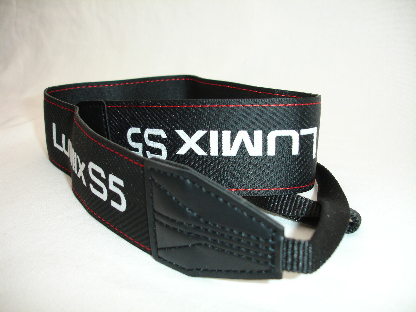 Panasonic LUMIX S5 camera strap for Mirrorless camera VGUC