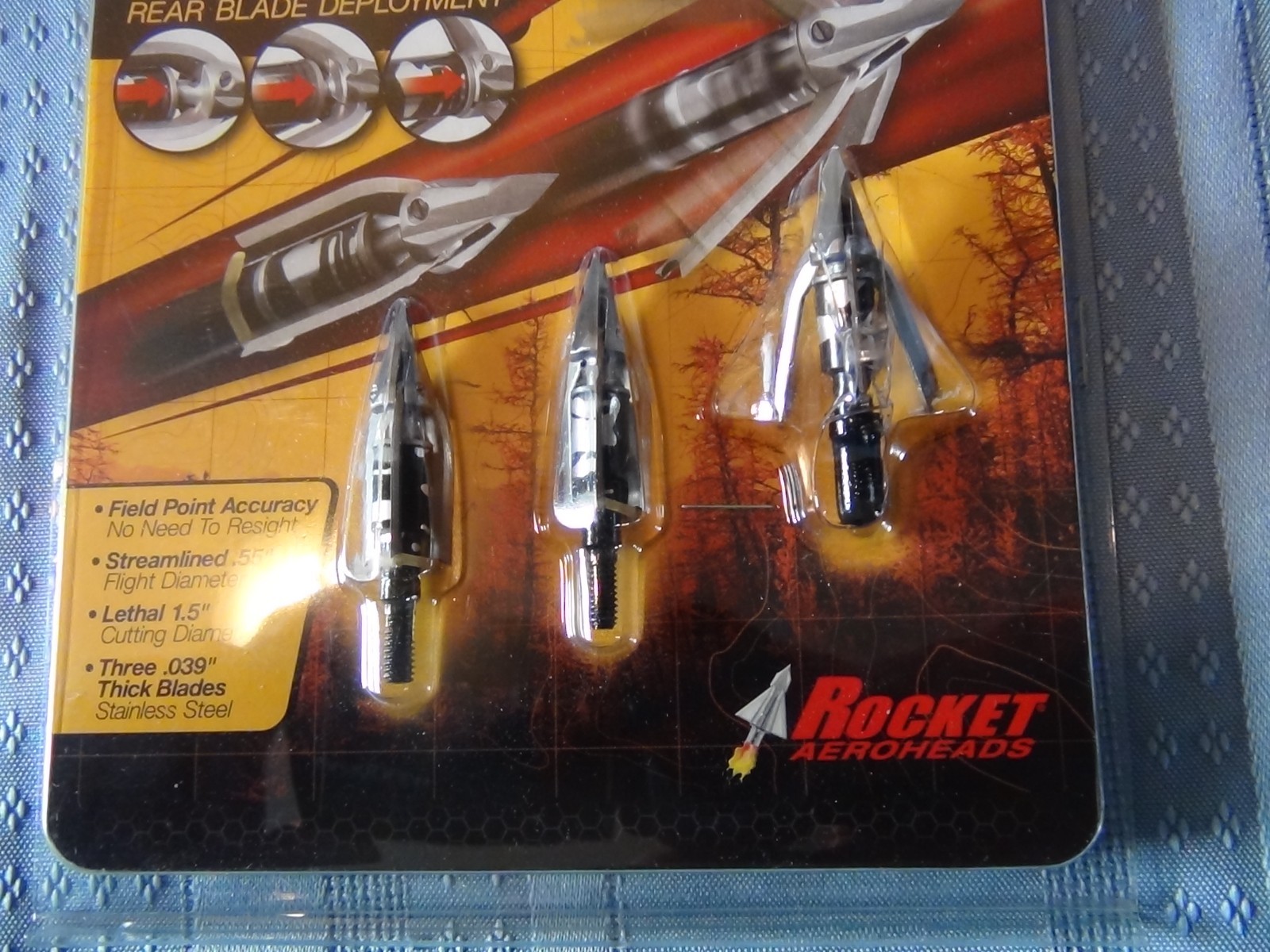 Rocket Arrowheads 3 Broadheads - Bear Archery Products New In Package