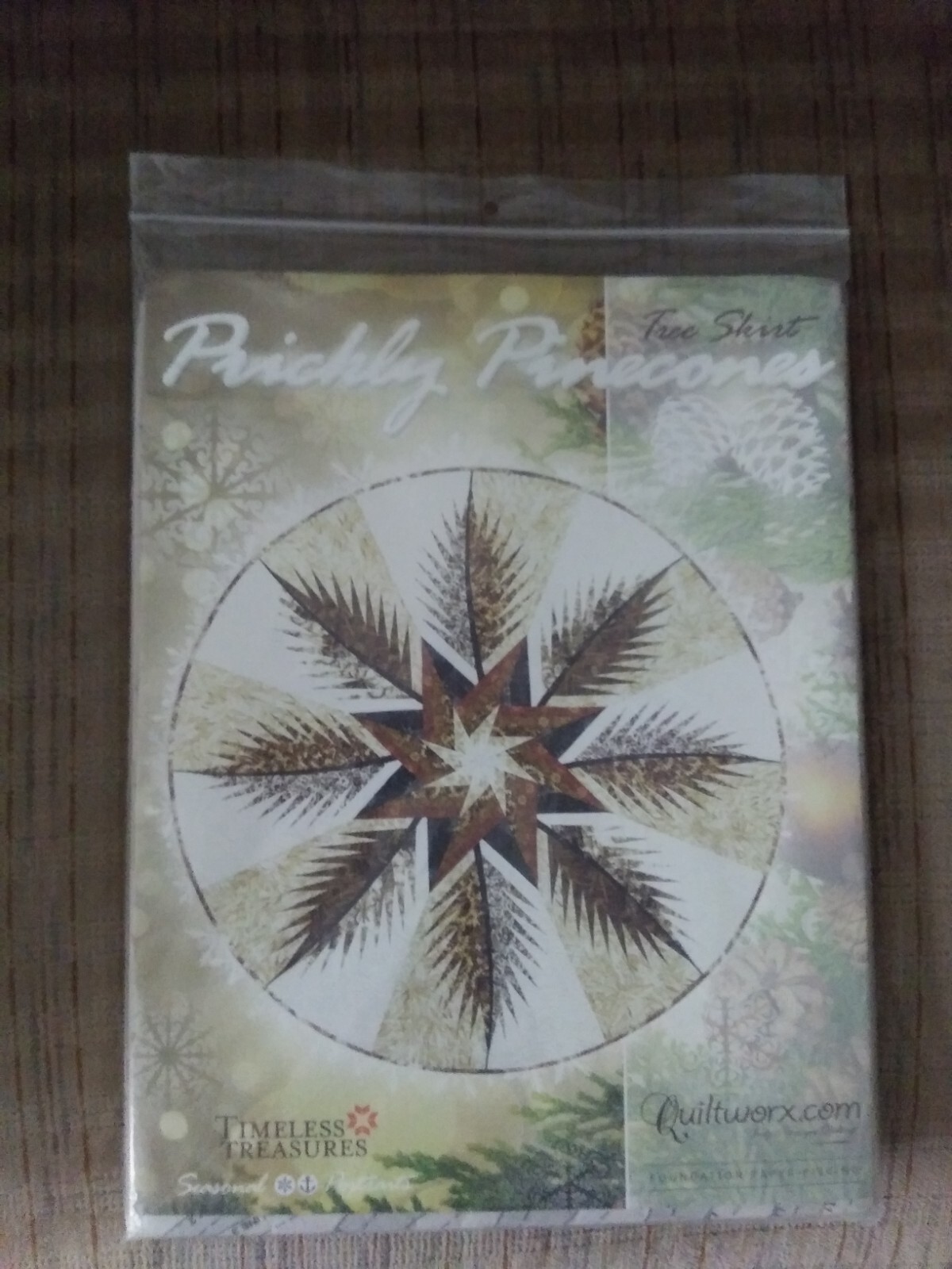 Quiltworx Tree Skirts Christmas Quilt Pattern Foundation Paper Piecing New