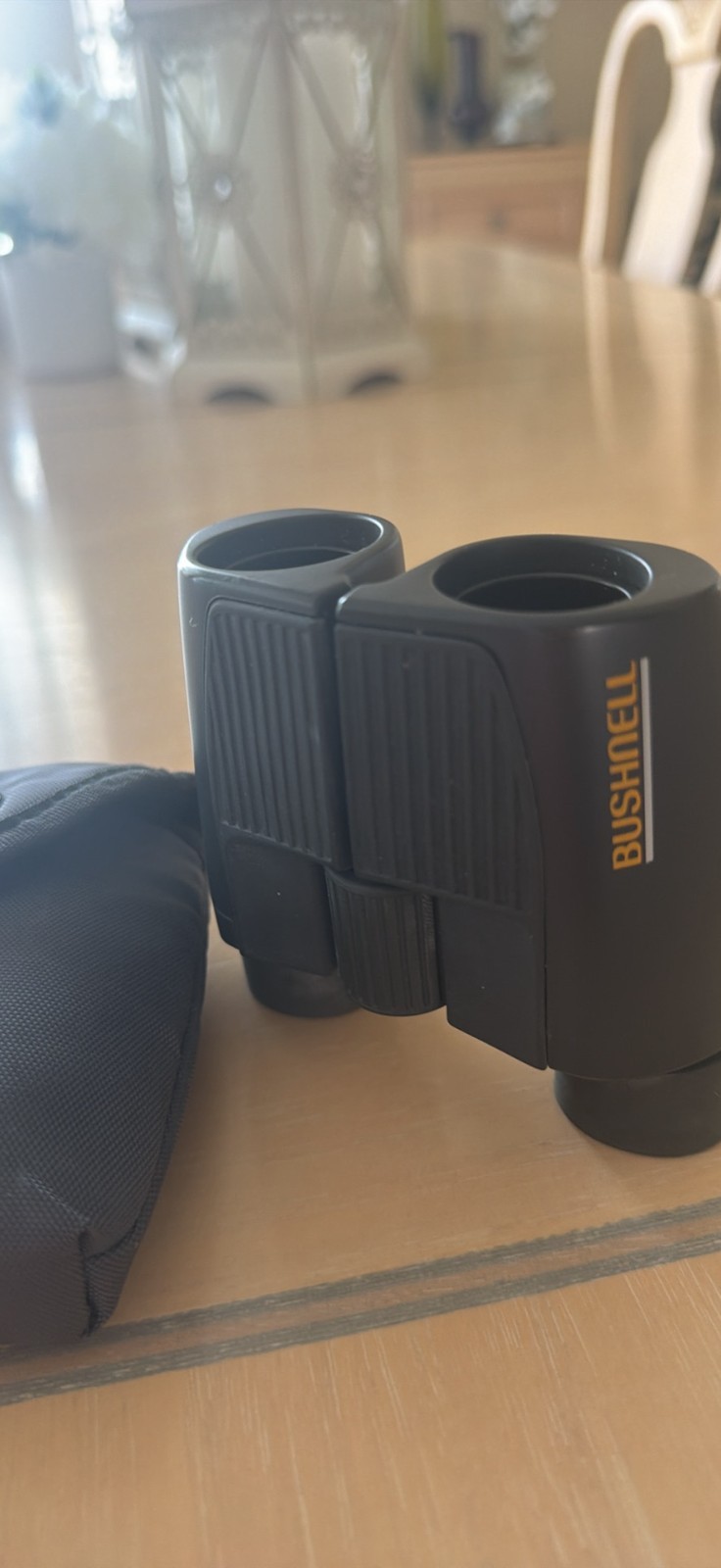 Bushnell 8x23 Binoculars with Case