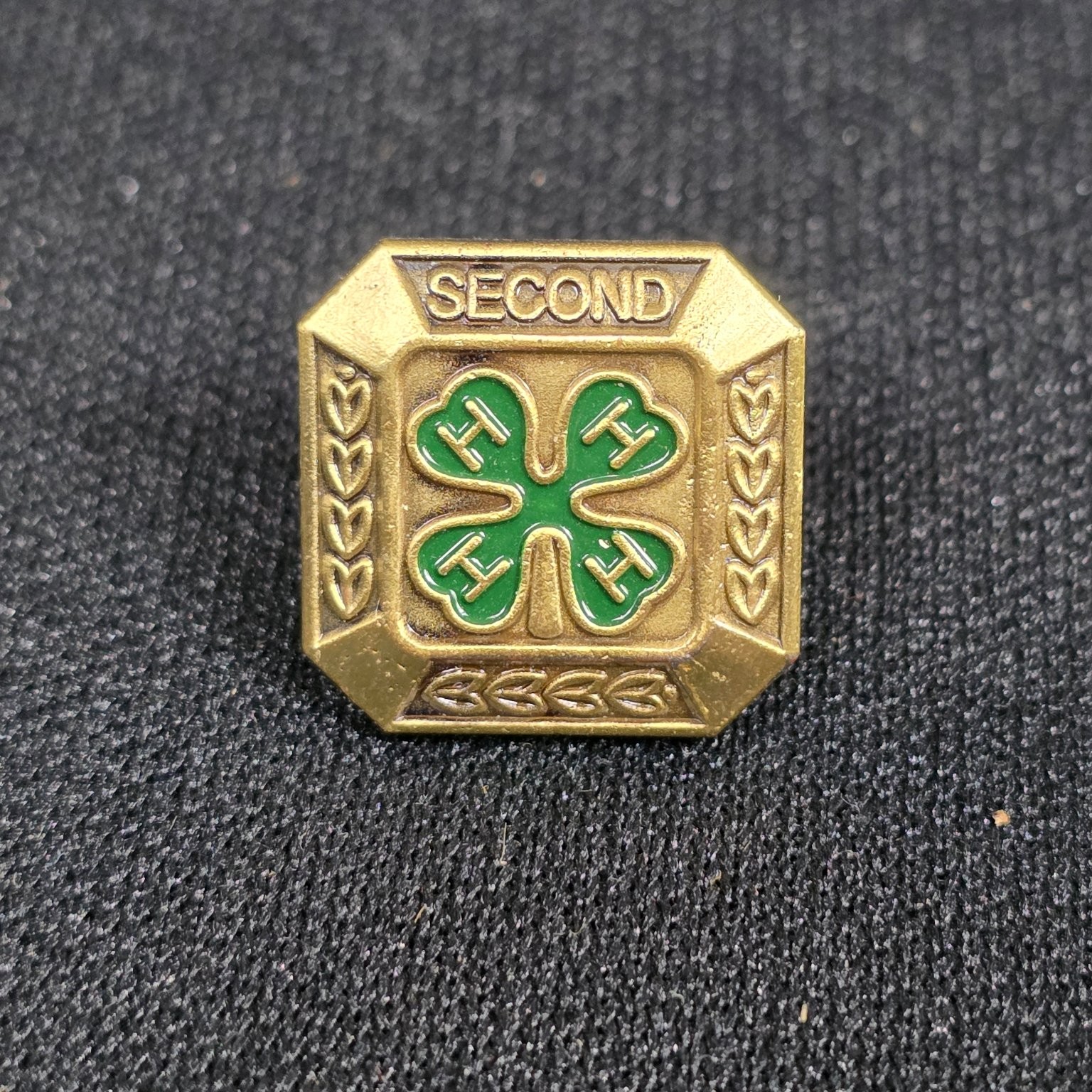 4-H SECOND Award Pin Gold Tone Green Enamel Lapel Pin