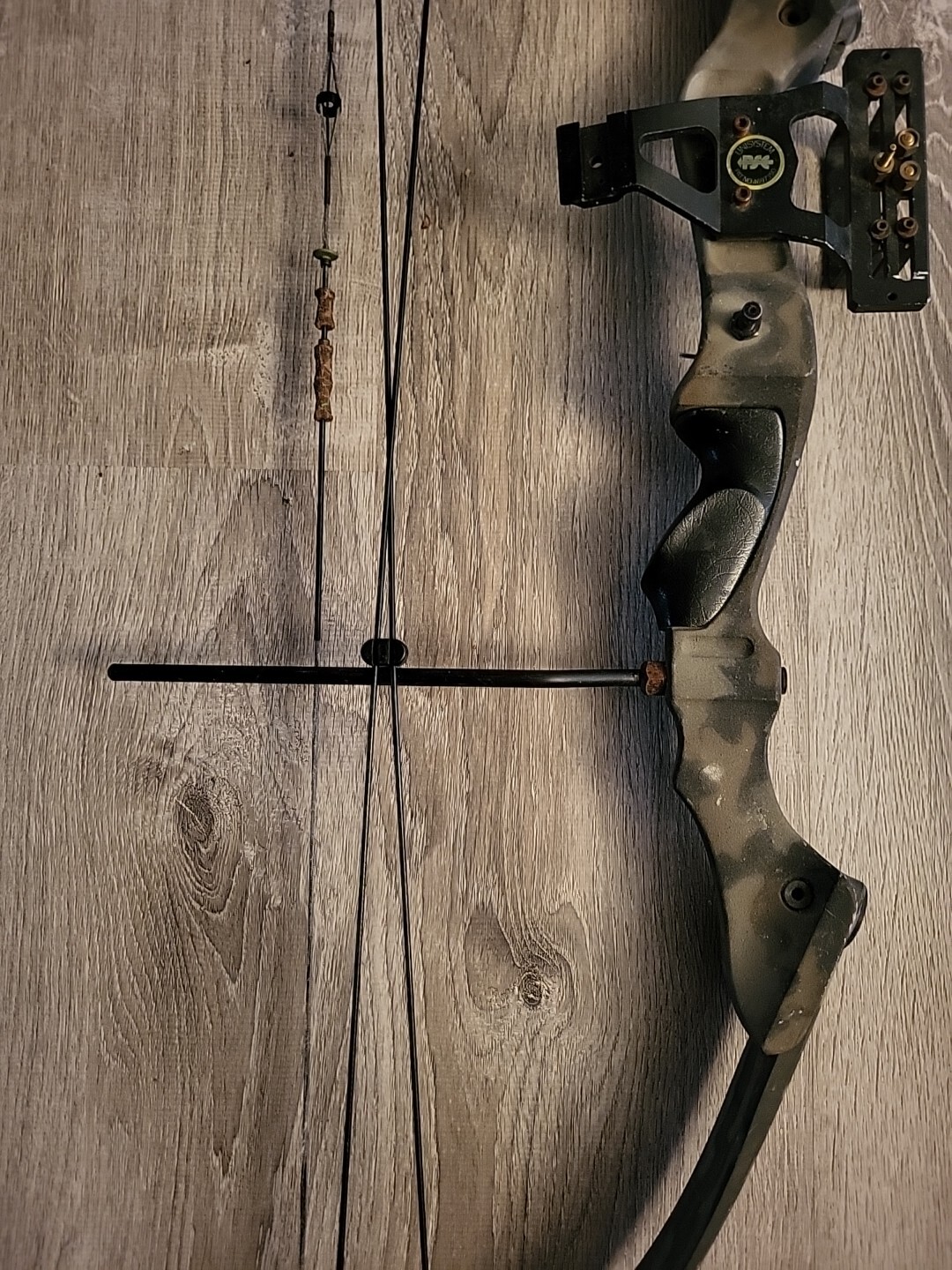 Beartooth Hunter Alpine Series Compound Bow