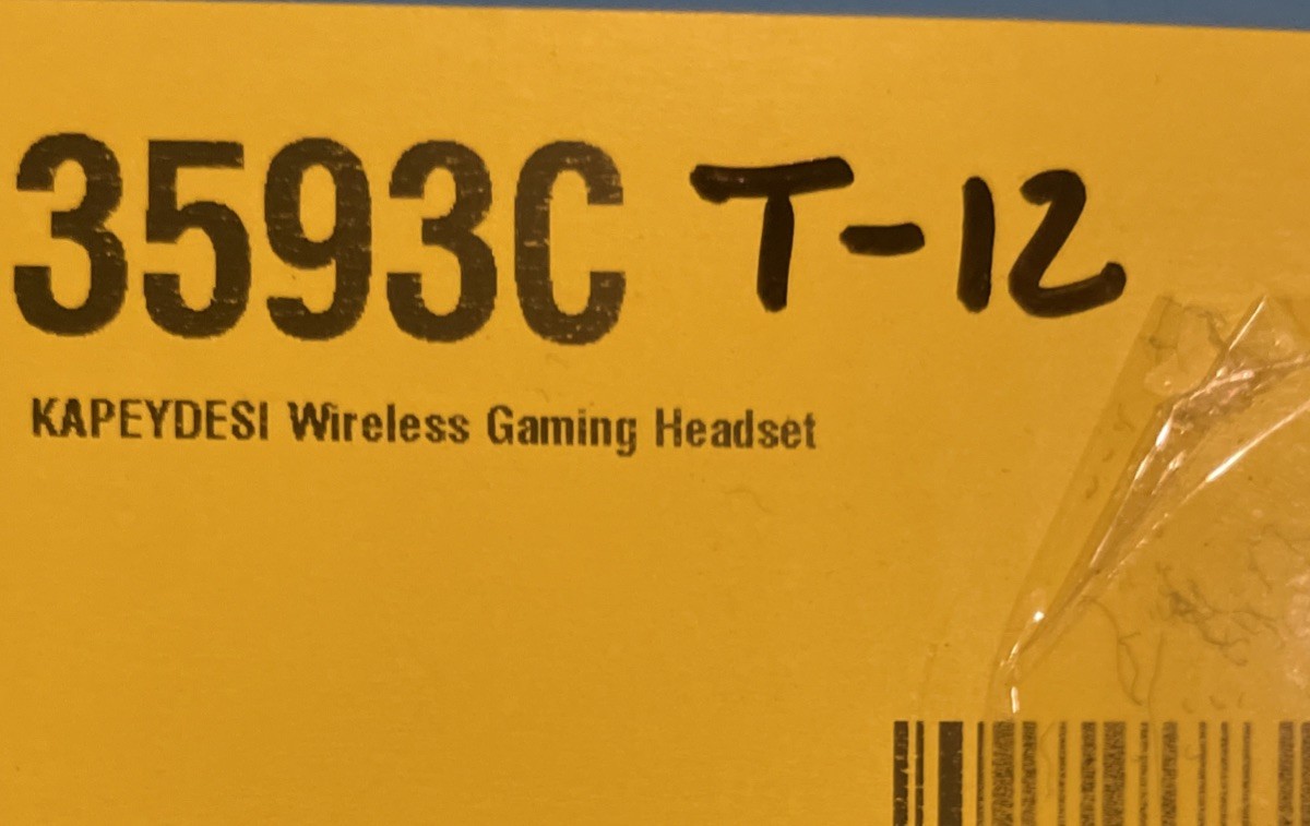Wireless Gaming Headset by Kapeydesi