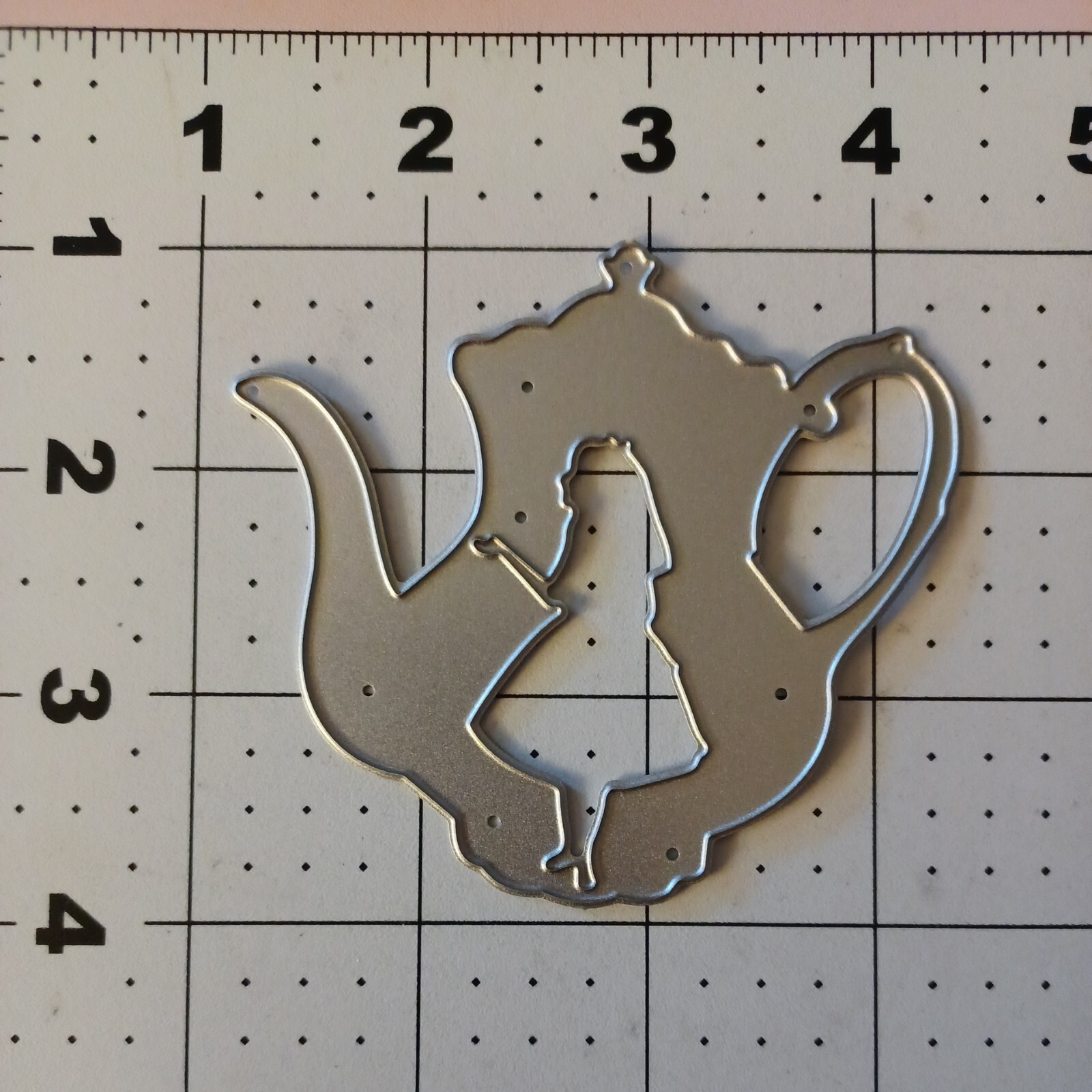 Universal Thin Metal Die Cut Tool Disney Alice in Wonderland teapot Party Hatter