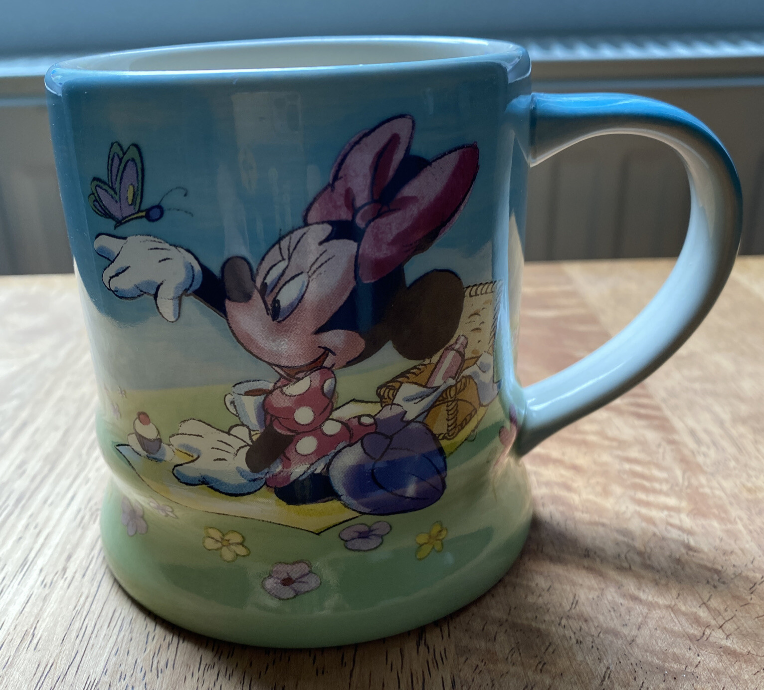 Disney Store Exclusive Mug Minnie Mouse Flowers Butterflies Pretty