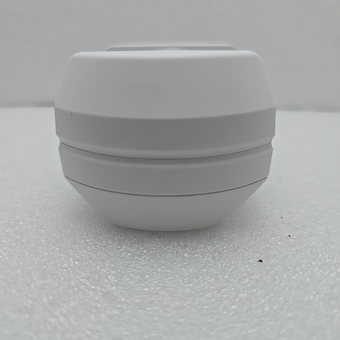 Vivint Wireless Motion Detector V-PIR2-345 New Open Box.