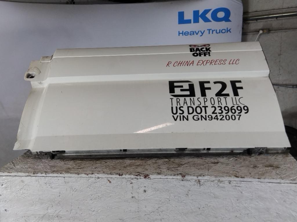 For 2016 VOLVO VNL SIDE FAIRING Left ,  GA