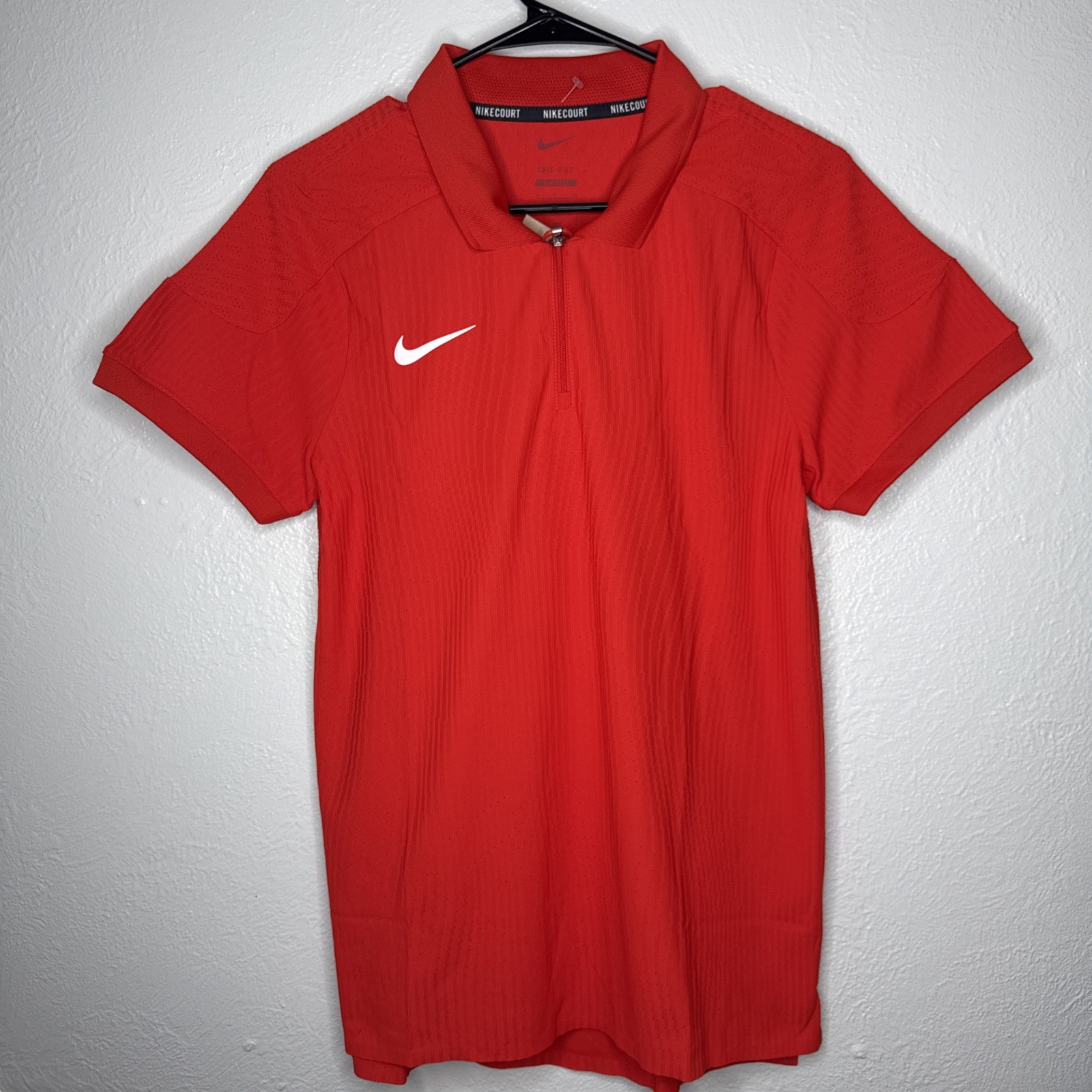 $105 Nike Court Dri-fit Adv Slam Tennis Polo Mens Small Red Textured HQ0792-673