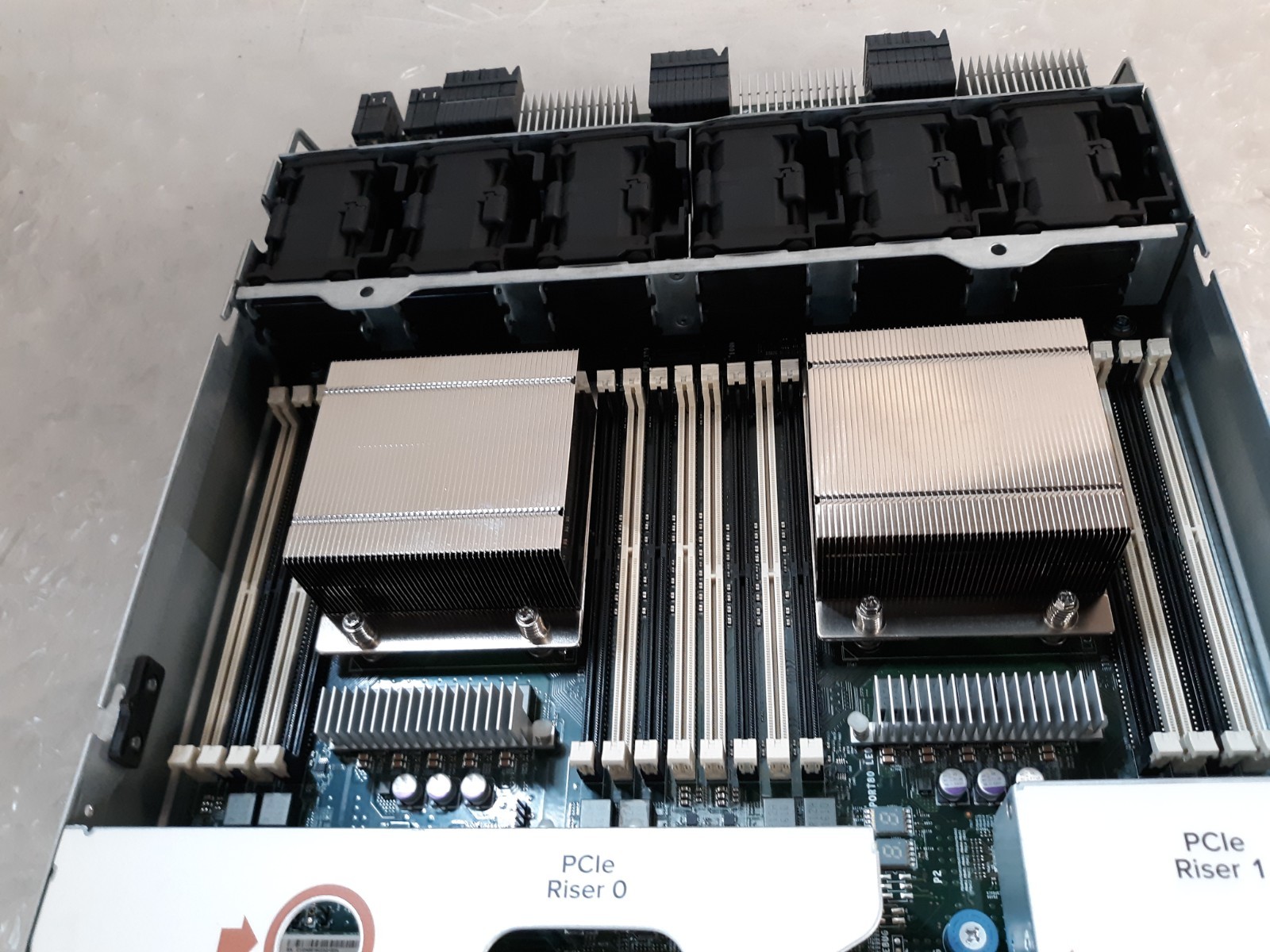Pure Storage 83-0107-00 Flash Array m10 R2 Controller 2x Intel E5-2620V4 NO RAM