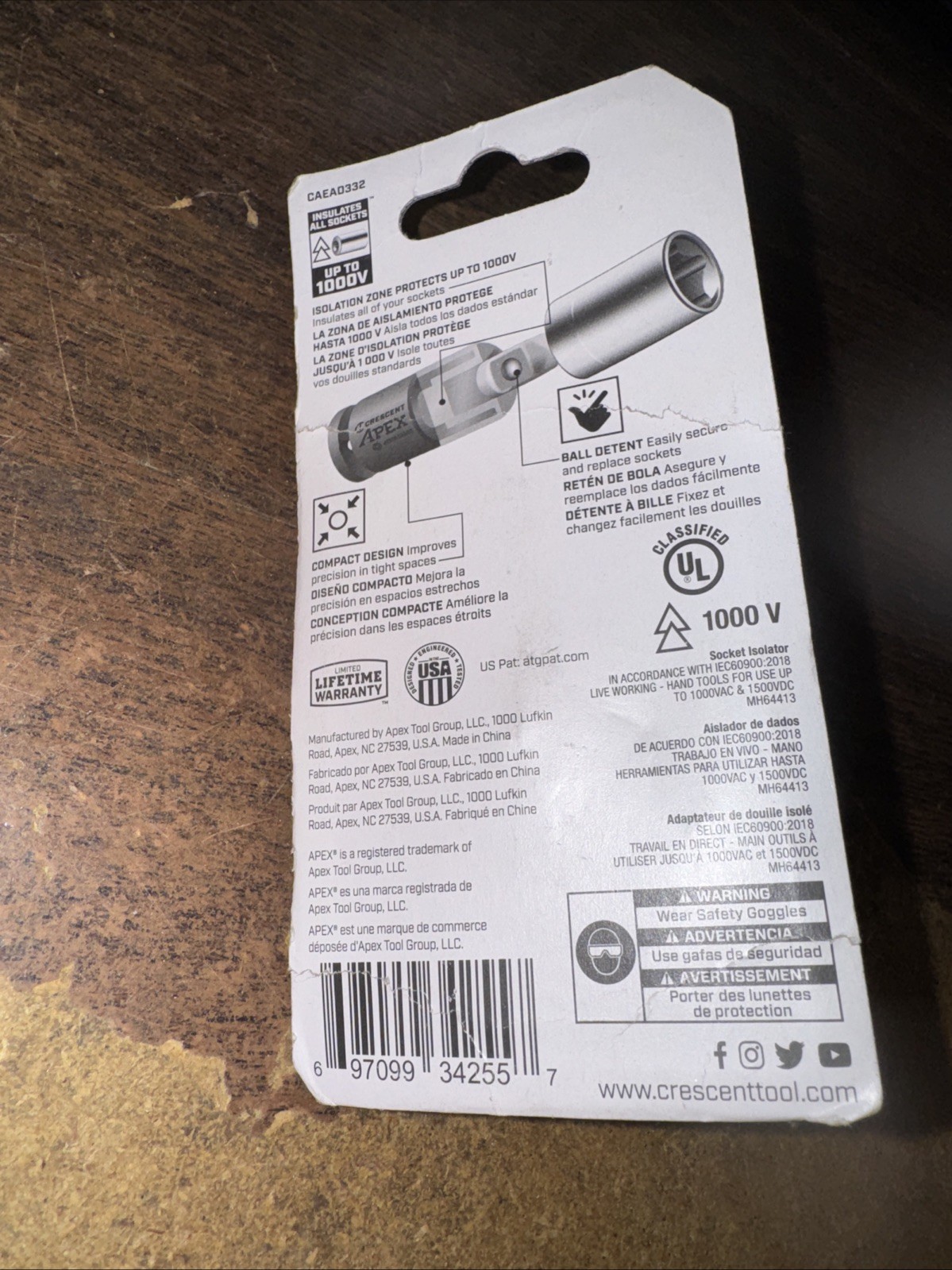 Crescent Shook-guard Socket Insulator