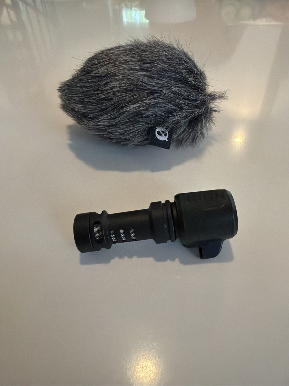 Rode VideoMic Me-L Cardioid Mic for iPhone iOS Lightning + Windscreen | TESTED