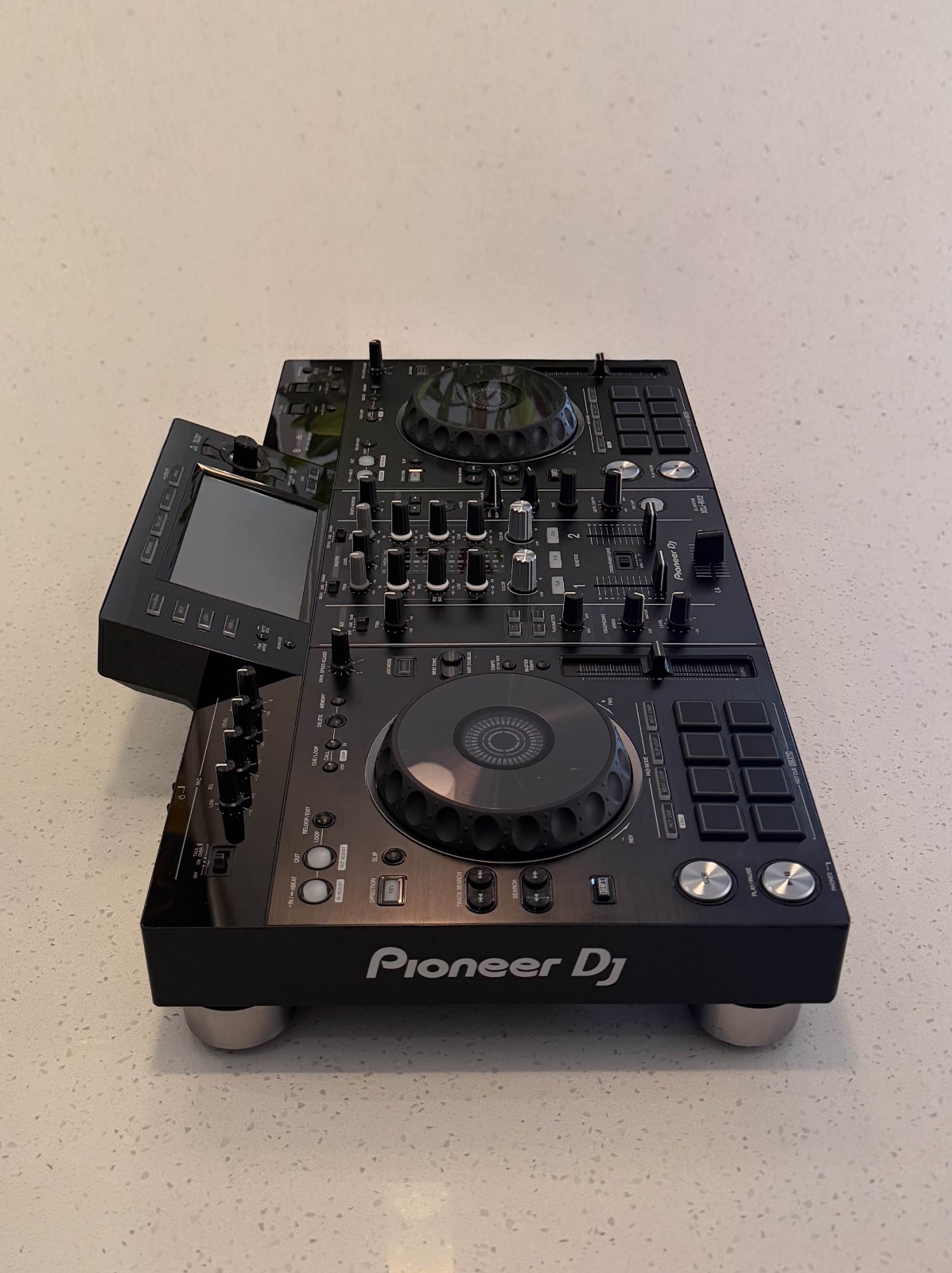 Pioneer XDJ-RX2 Standalone DJ Controller