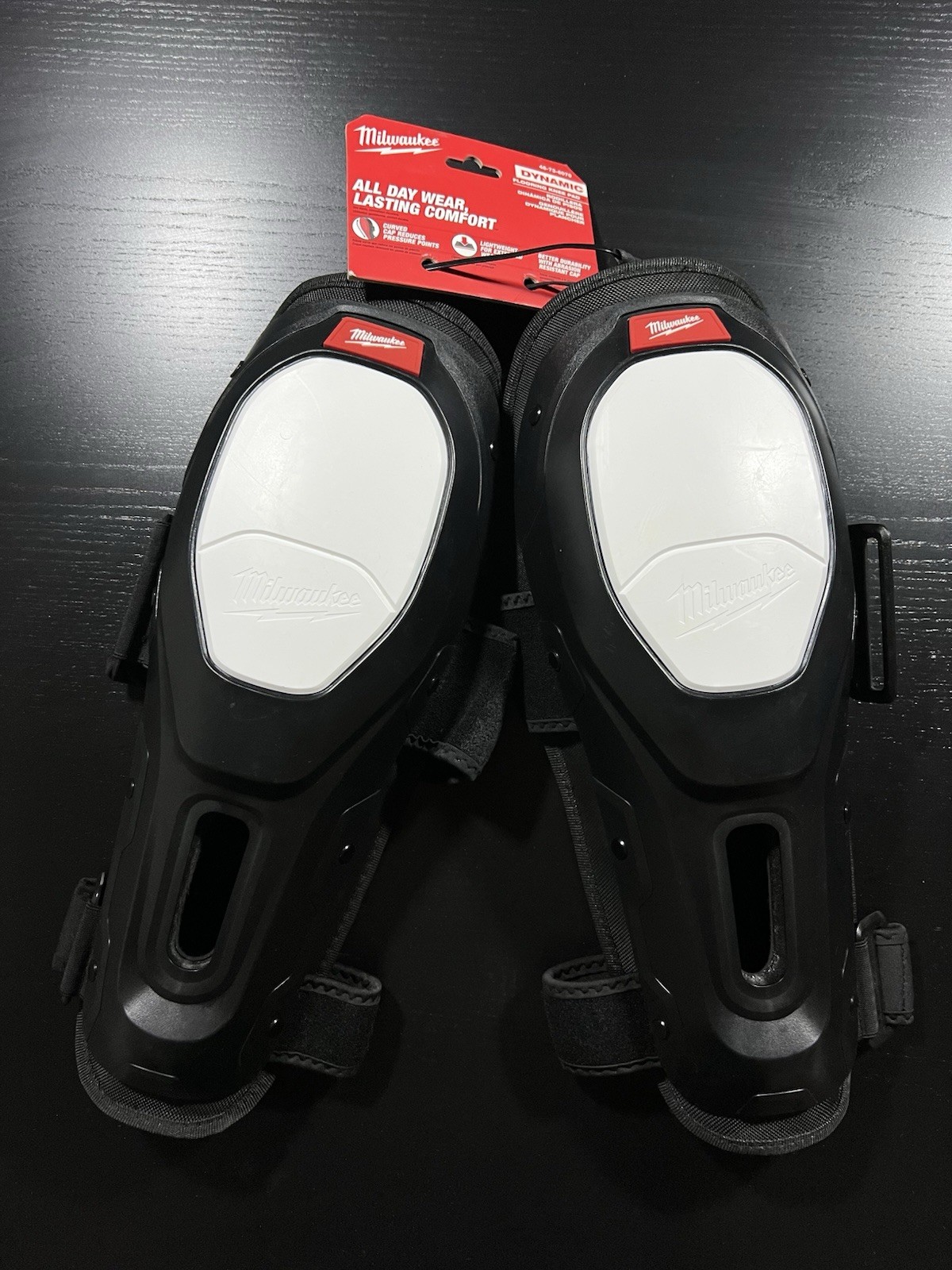 Milwaukee Dynamic Black Foam Memory Foam Hard Knee Pads 48-73-6070