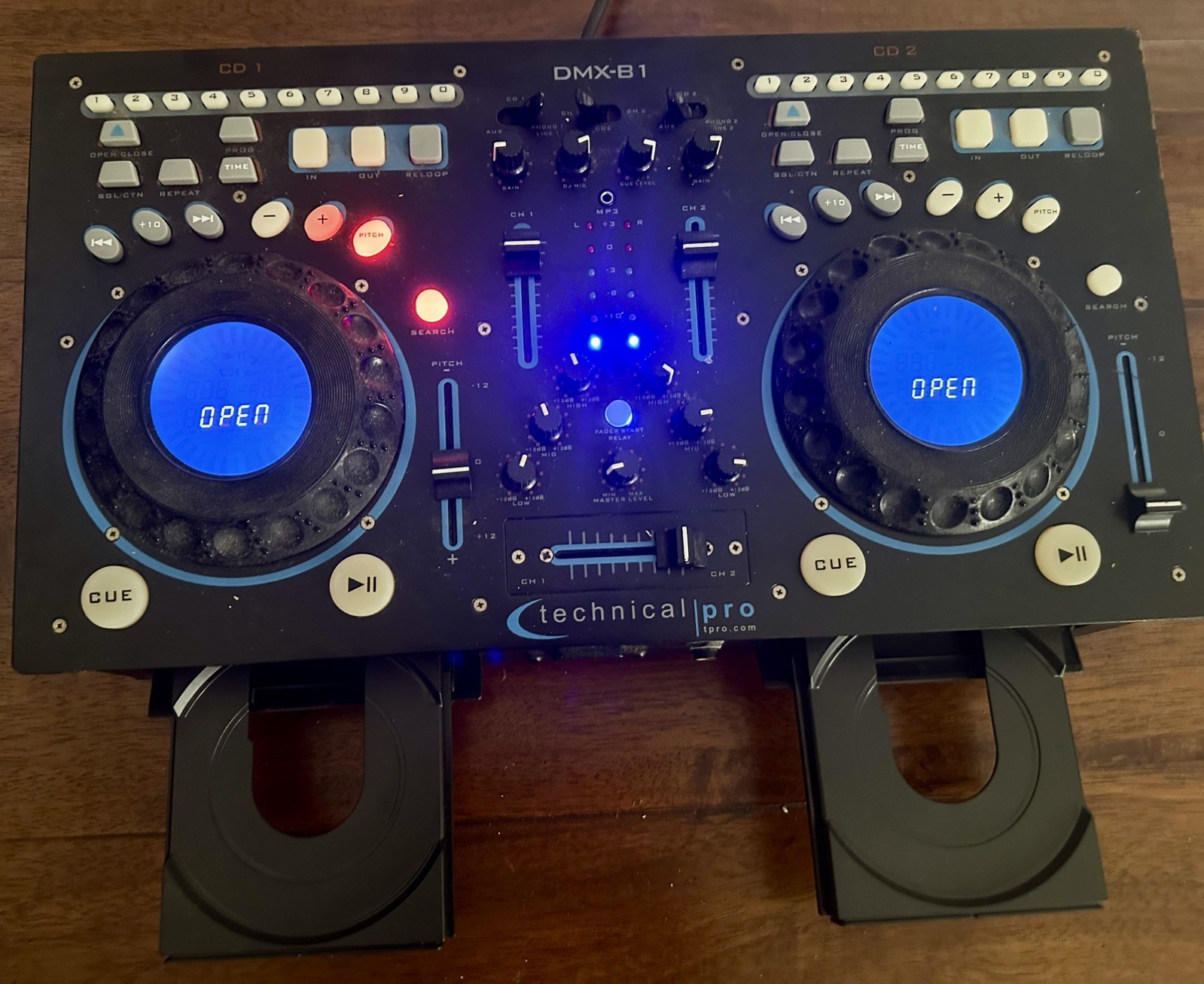Technical Pro DMX-B1 Double Deck DJ Controller Black Loop Replay USB XLR RCA