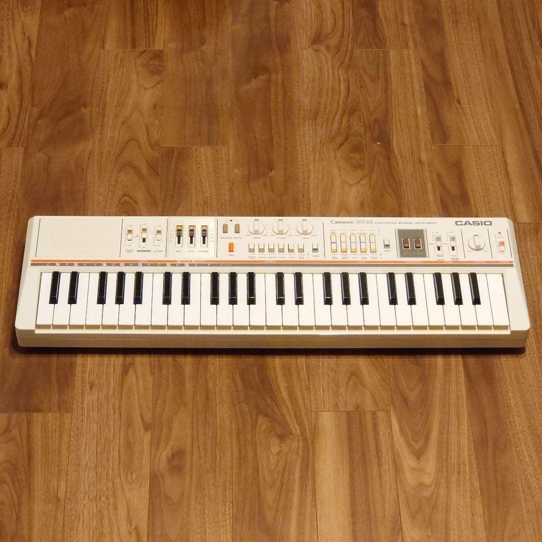 Casio Casiotone MT-65 Electronic Keyboard Synthesizer