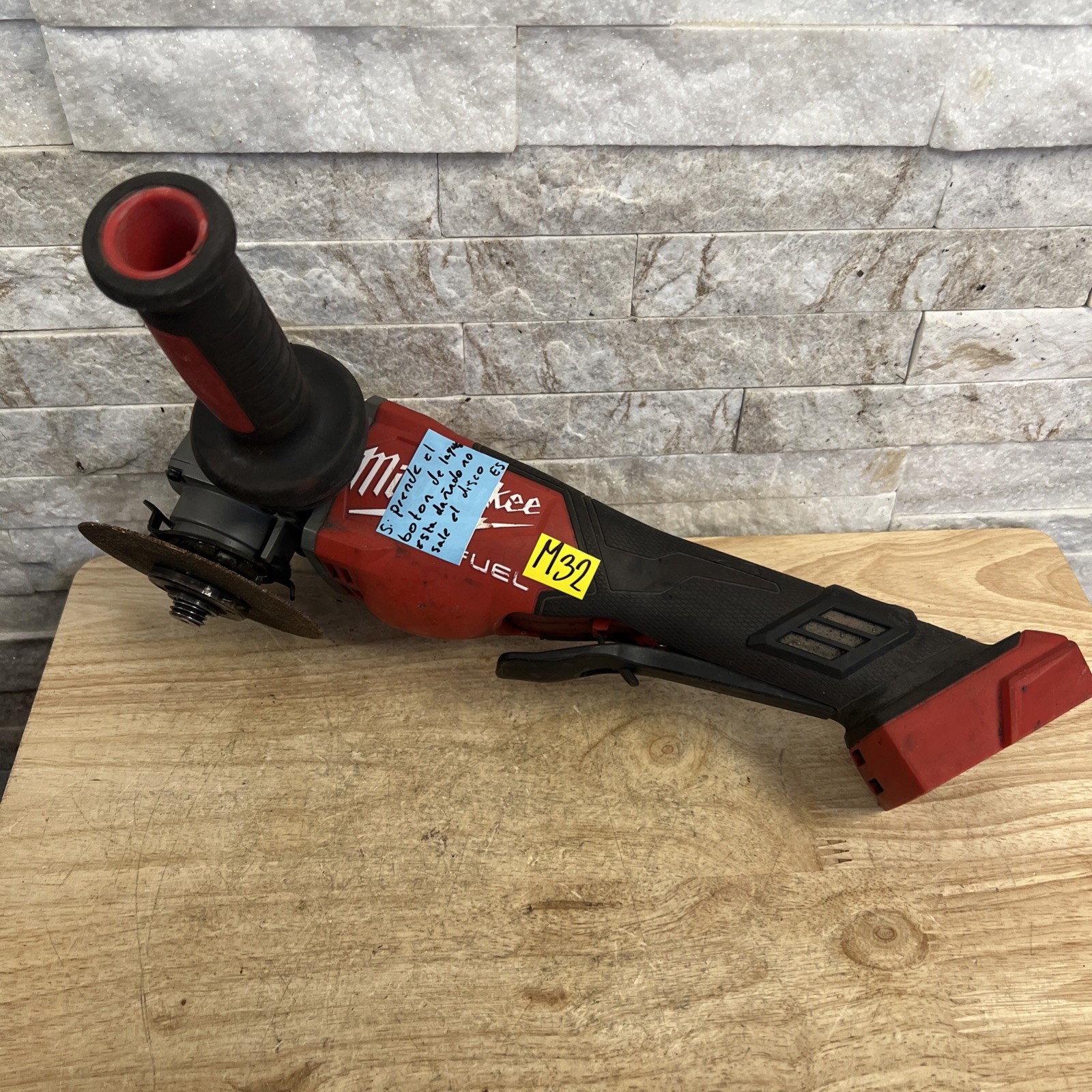 Milwaukee (3670-20) M18 FUEL 4-1/2”-5” Angle Grinder - FOR PARTS OR REPAIR