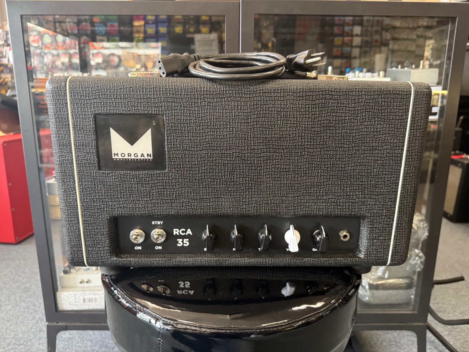 Morgan RCA35 All tube Big Bottle Guitar Amplifier Head-Black-6L6 TAD's- USA made