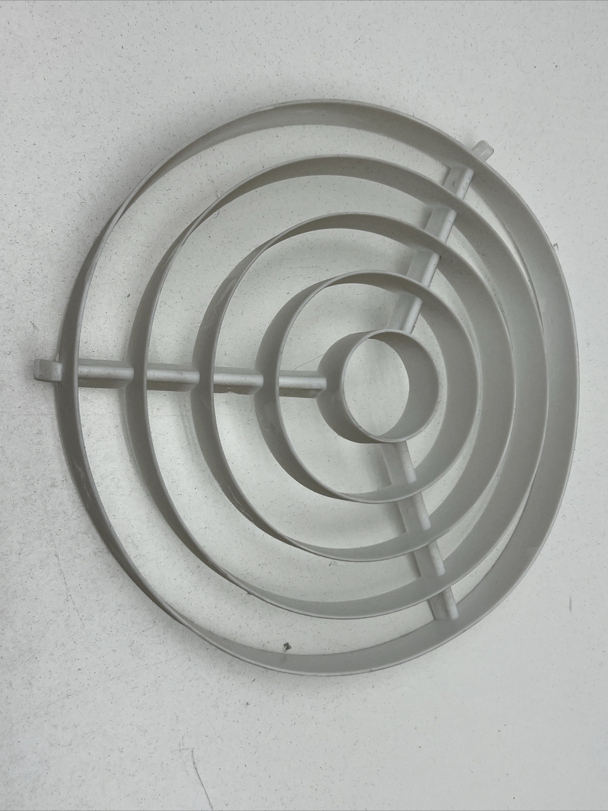 Luxo Task Lighting Fixture Plastic 5-Ring Louver Shade Lens Bulb Protector