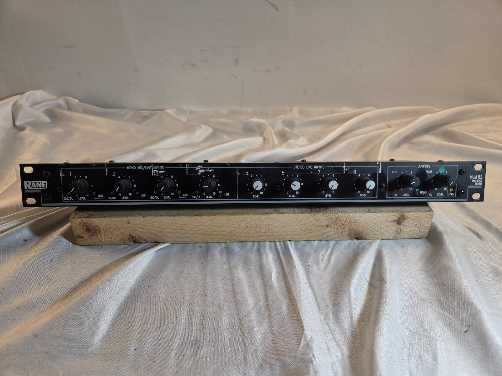RANE MLM 82 Mic Line Mixer 8 Channel Rackmount Working No Power Supply PSU