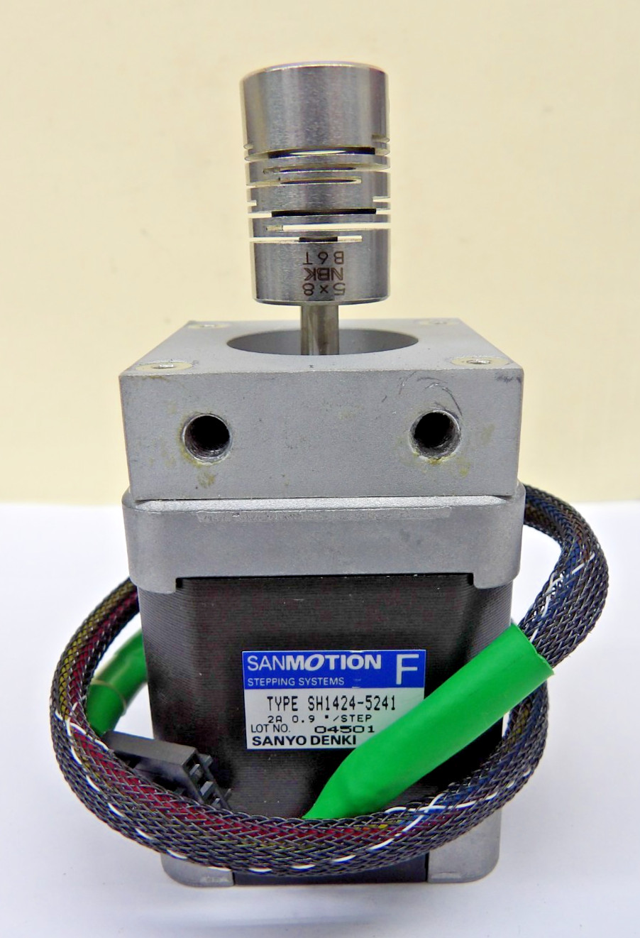 Sanyo Denki Sanmotion SH1424-5241 2 Phase Hybrid Bipolar Stepping Motor