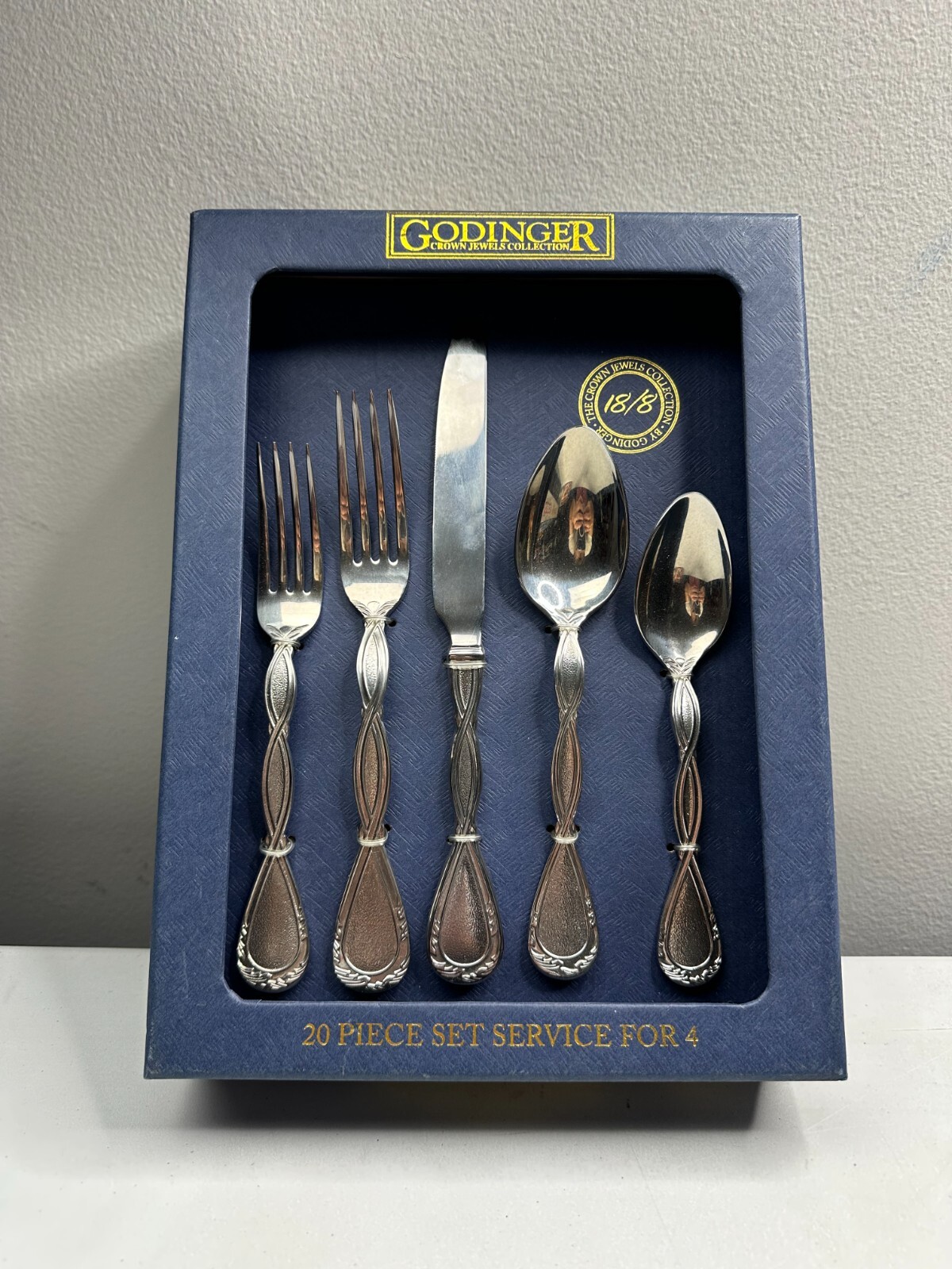 Godinger Claridge Glossy Stainless Spoon Fork Knife 20 Piece Set Service For 4