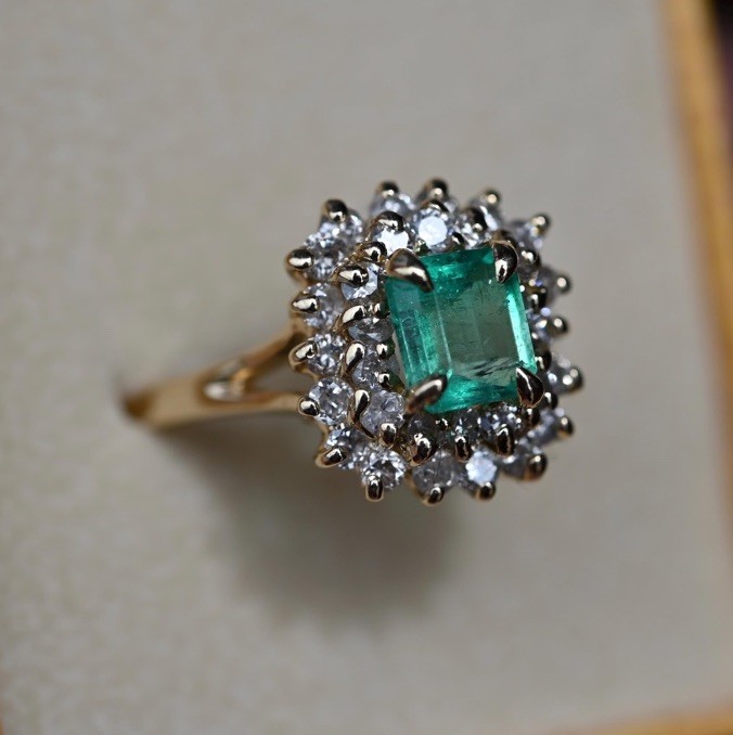 14K Solid Gold Emerald Diamond Halo Cluster Engagement Ring