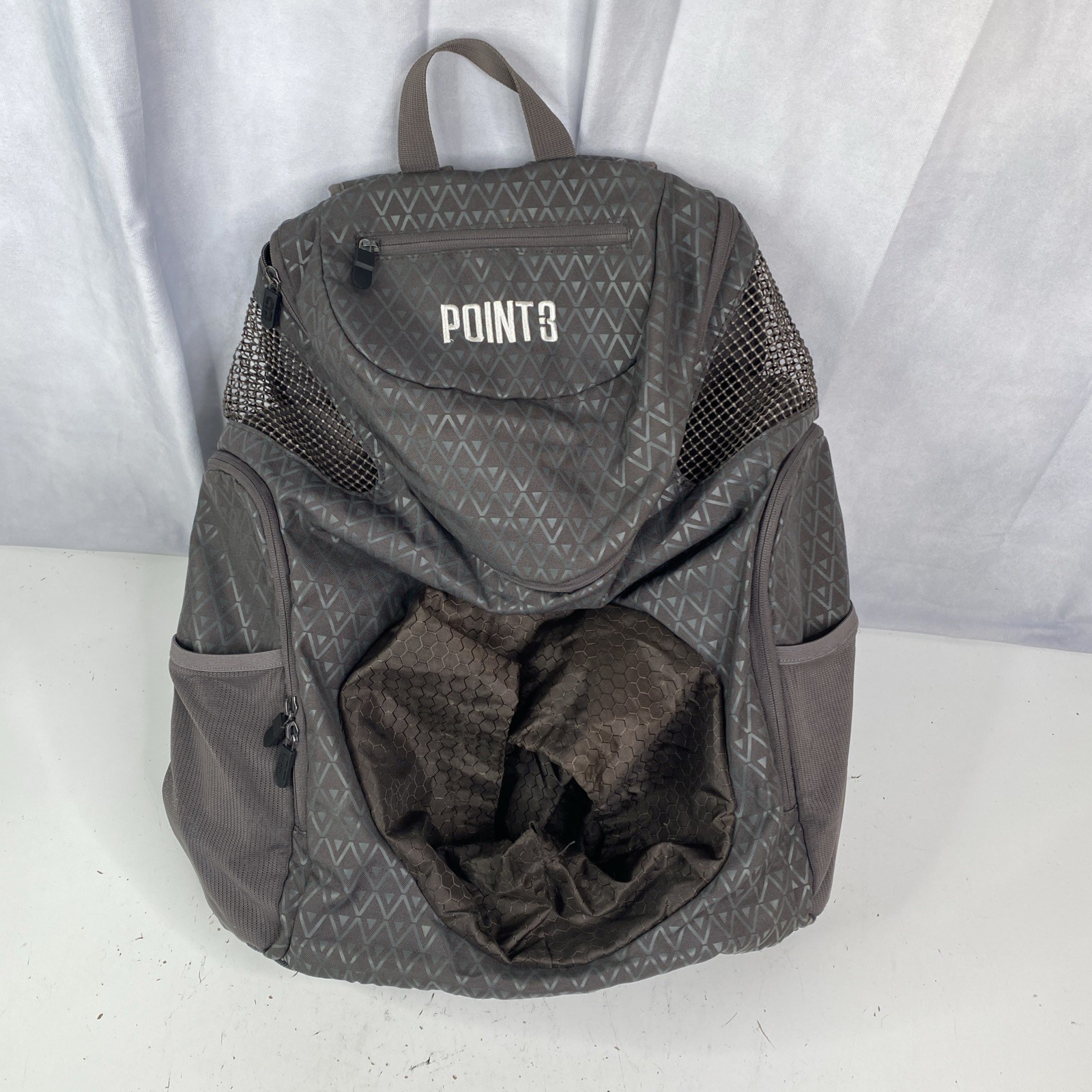 Point 3 Road Trip 2.0 Black Basketball Sports Backpack Bag READ