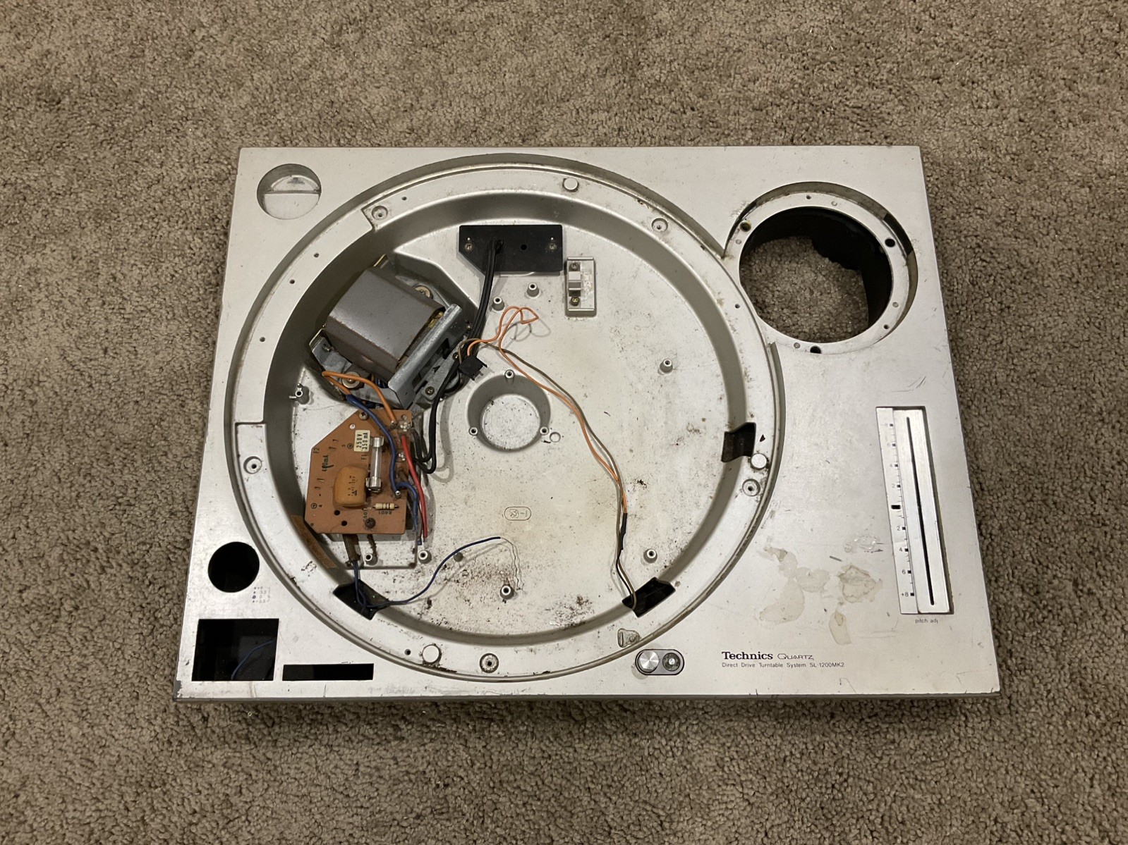 Technic sl-1200MK2 Turntable FOR PARTS