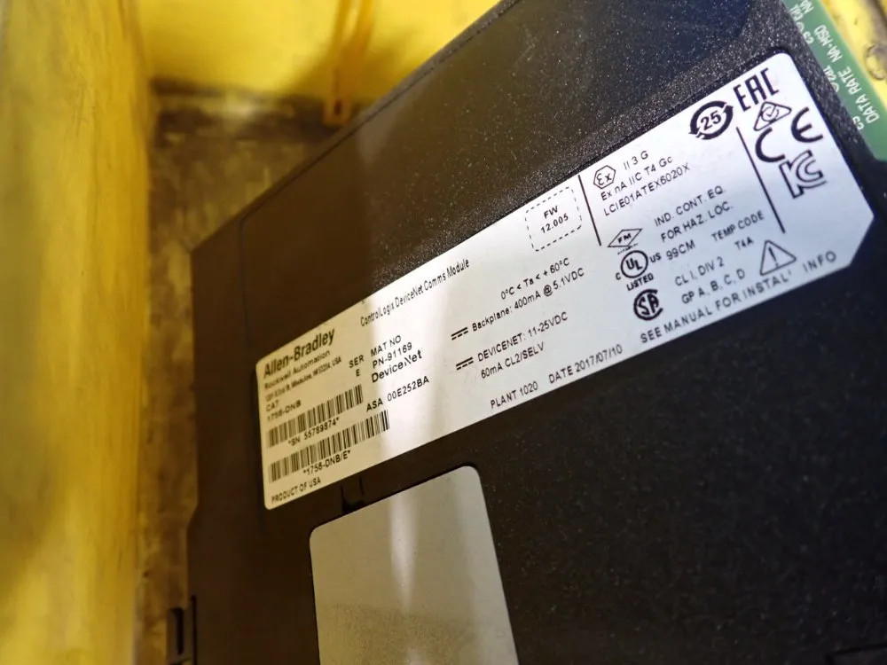 ALLEN BRADLEY COMMUNICATION MODULE 1756-DNB