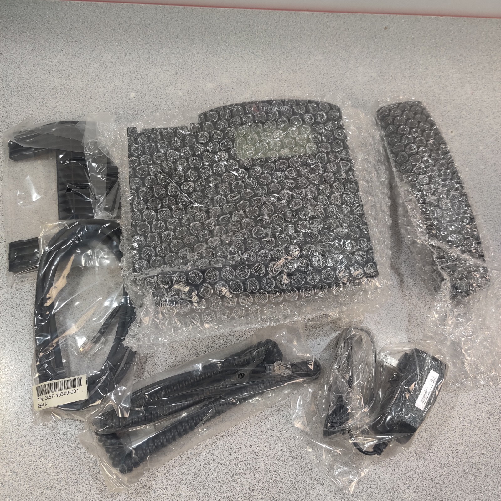 NEW OPEN BOX POLYCOM VVX 311 DESKTOP PHONE 2200-48350-001