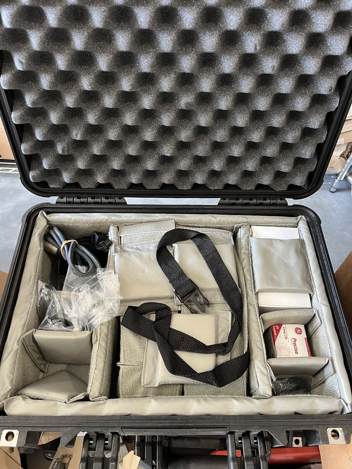 Frezzi Dimmer Mini-Fill On-Camera Light Kit With Case