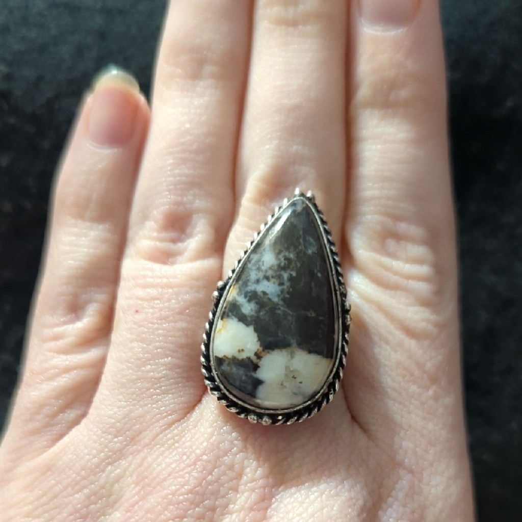 Silver Plated White Black White Buffalo Gemstone Teardrop Statement Ring - 8-10