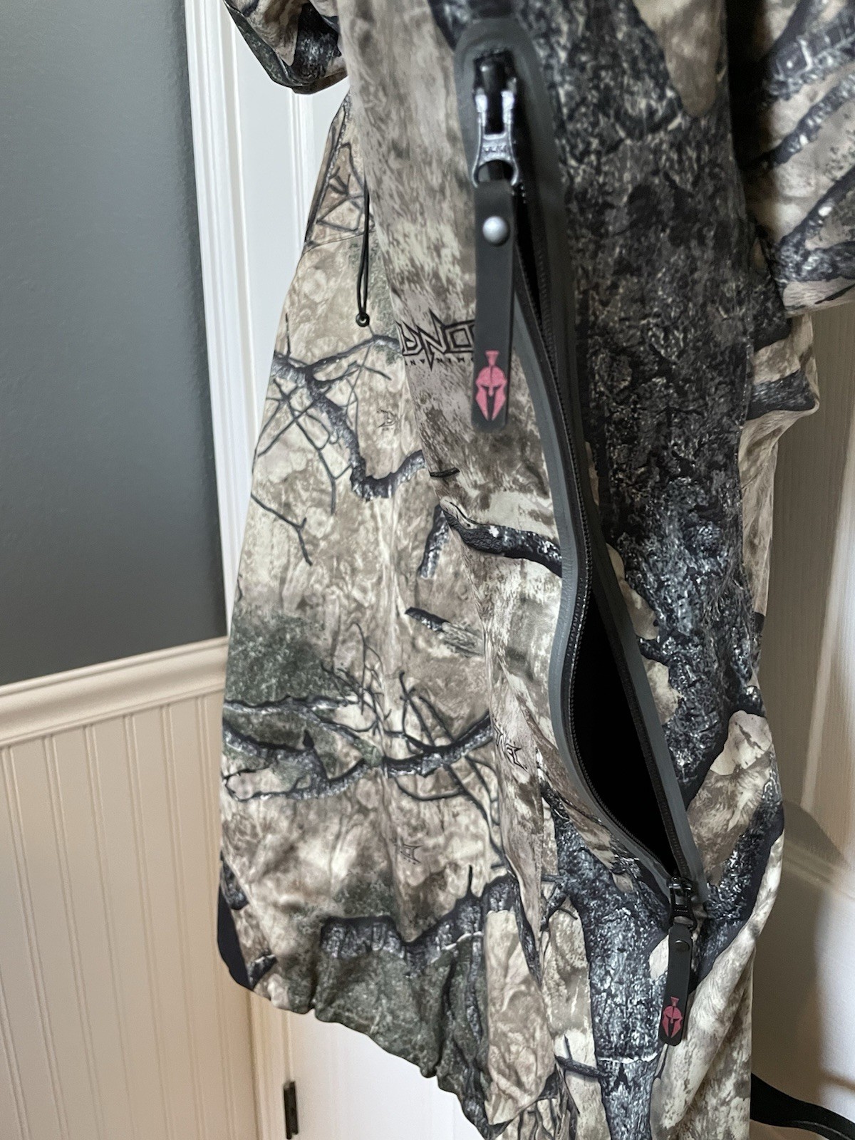 Kryptek DNA XL Rain Jacket. Great Condition with Hood.