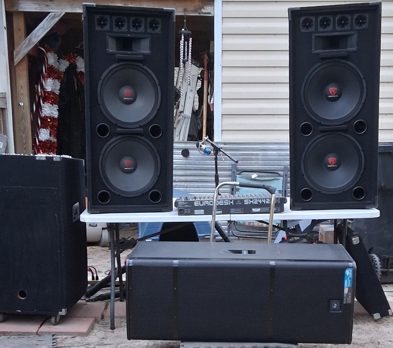 Rockville RSG 15.24 & Electro-Voice ELX215 Speakers, Behringer SX2442FX Mixer