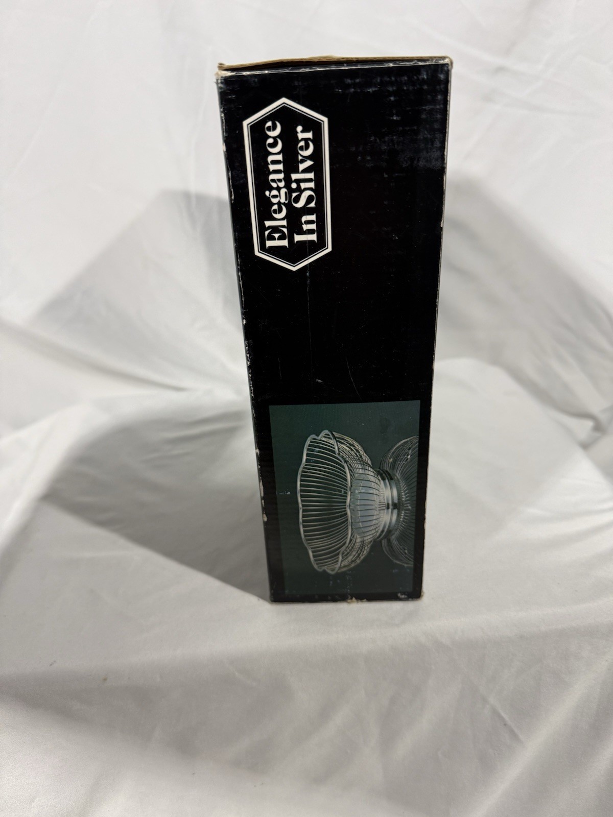 Davco Elegant Silver Plated Wavy Octagonal Wire Fruit Basket 9 ½ inch New in Box