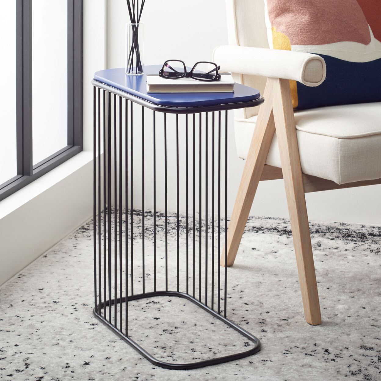 SAFAVIEH Stafford Side Table | Blue / Black |