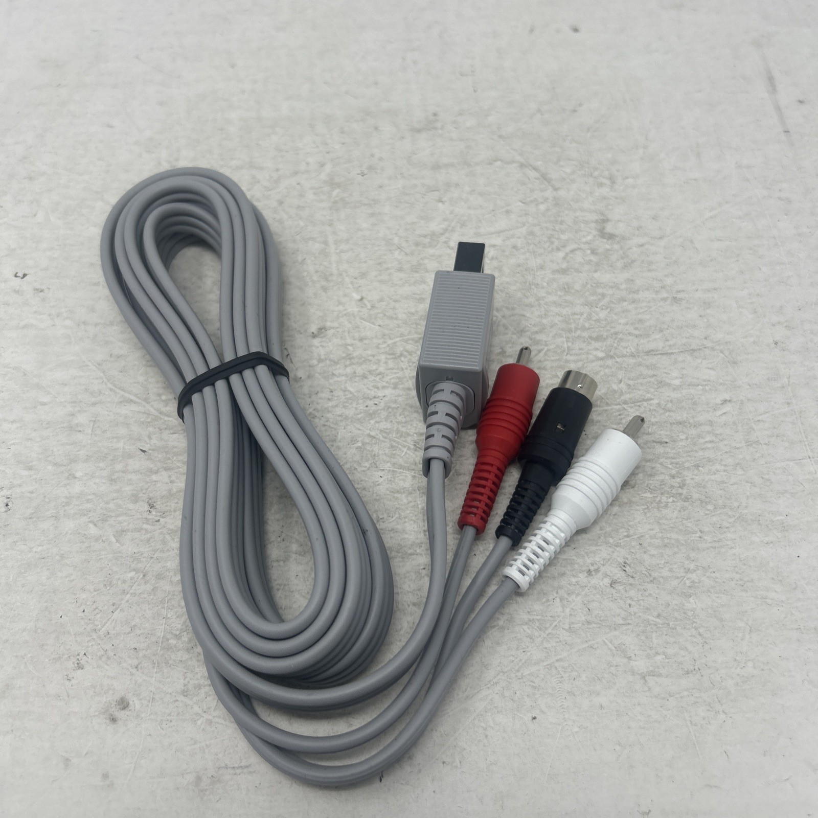 Genuine OEM Official Authentic Nintendo Wii U S-Video Cable RVL-010 Wii or Wii U