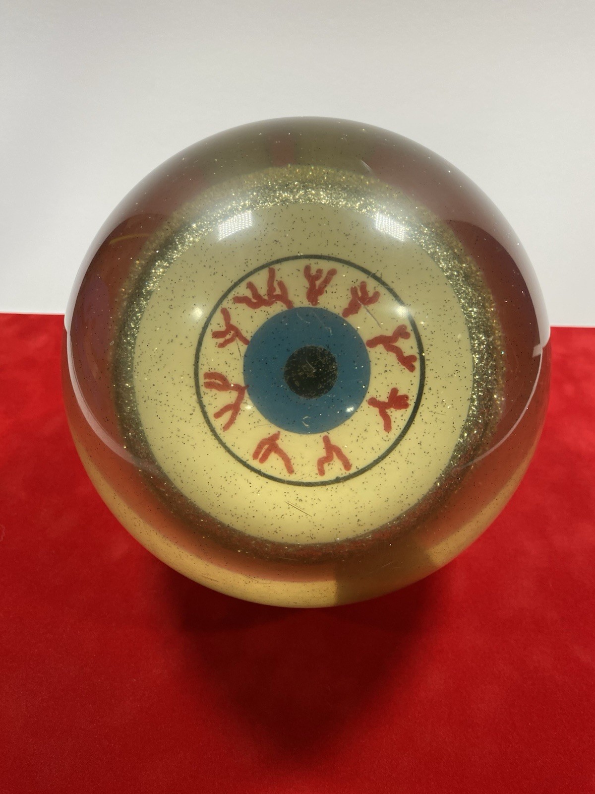 Vintage “Ten Star GT” Eyeball Bowling Ball Realistic Human Eye Design Gem Tek
